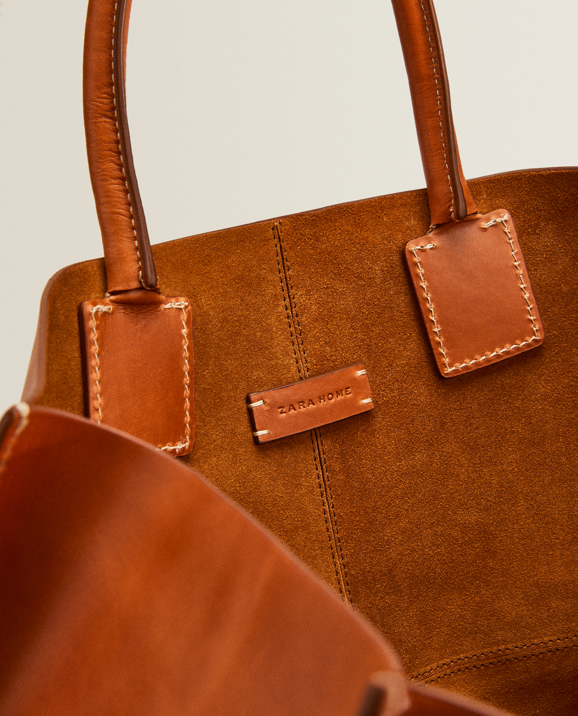 Shopper piel - BOLSOS Y NECESERES - ROPA \u0026 CALZADO | Zara Home España