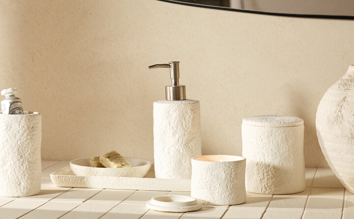 span residentie zakdoek Accessoires voor de badkamer | Zara Home