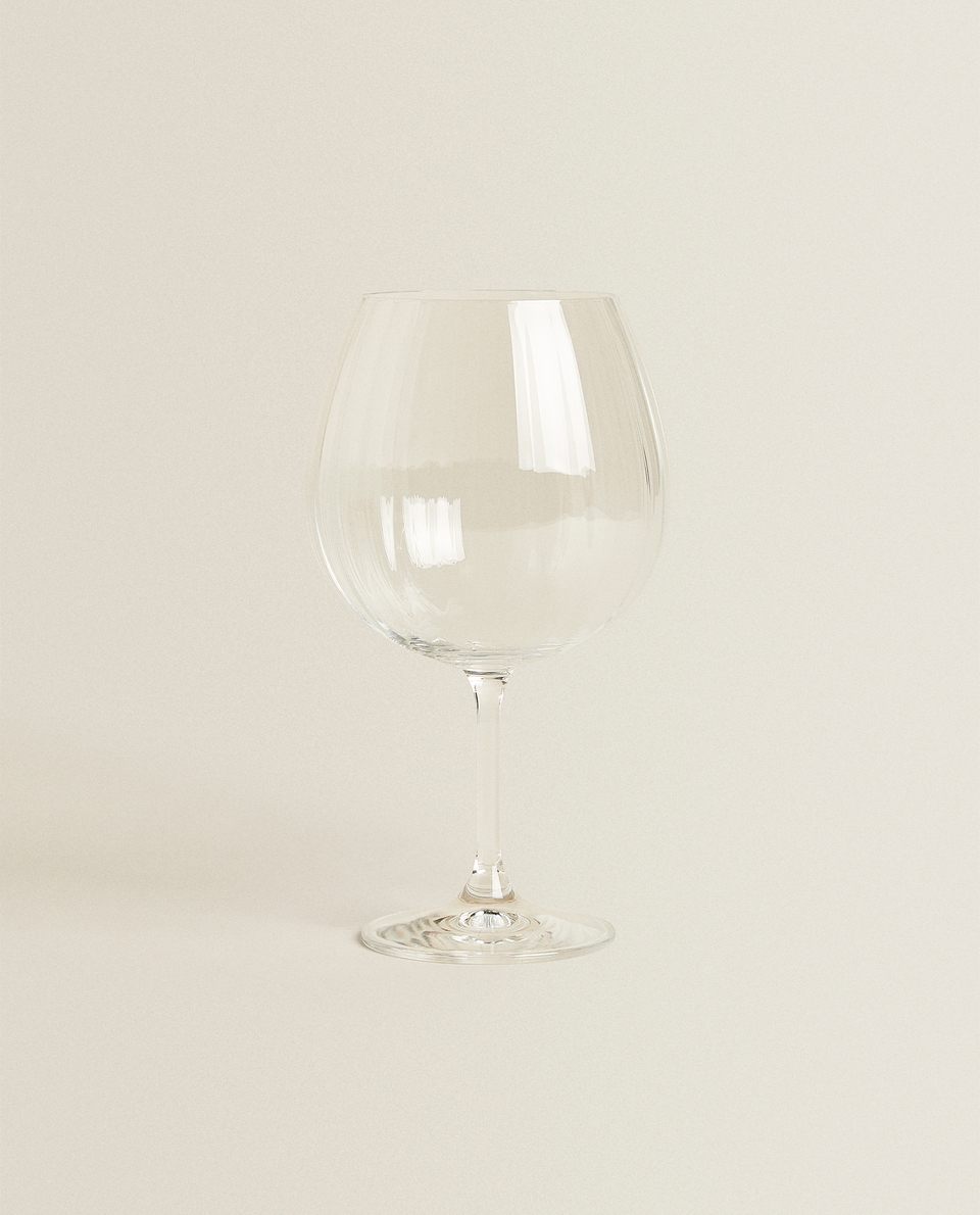 TEXTURED CRYSTALLINE WINE GLASS