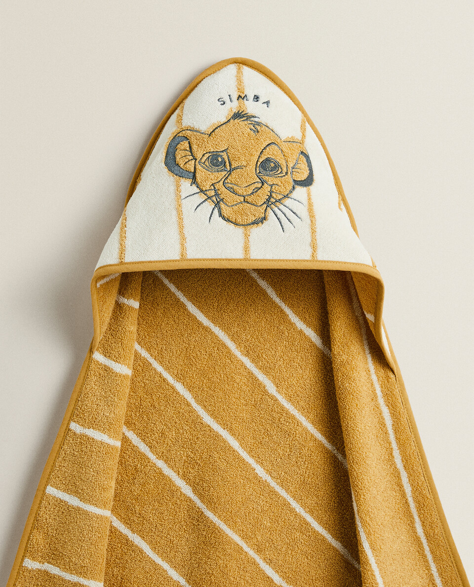 THE LION KING HOODED TOWEL