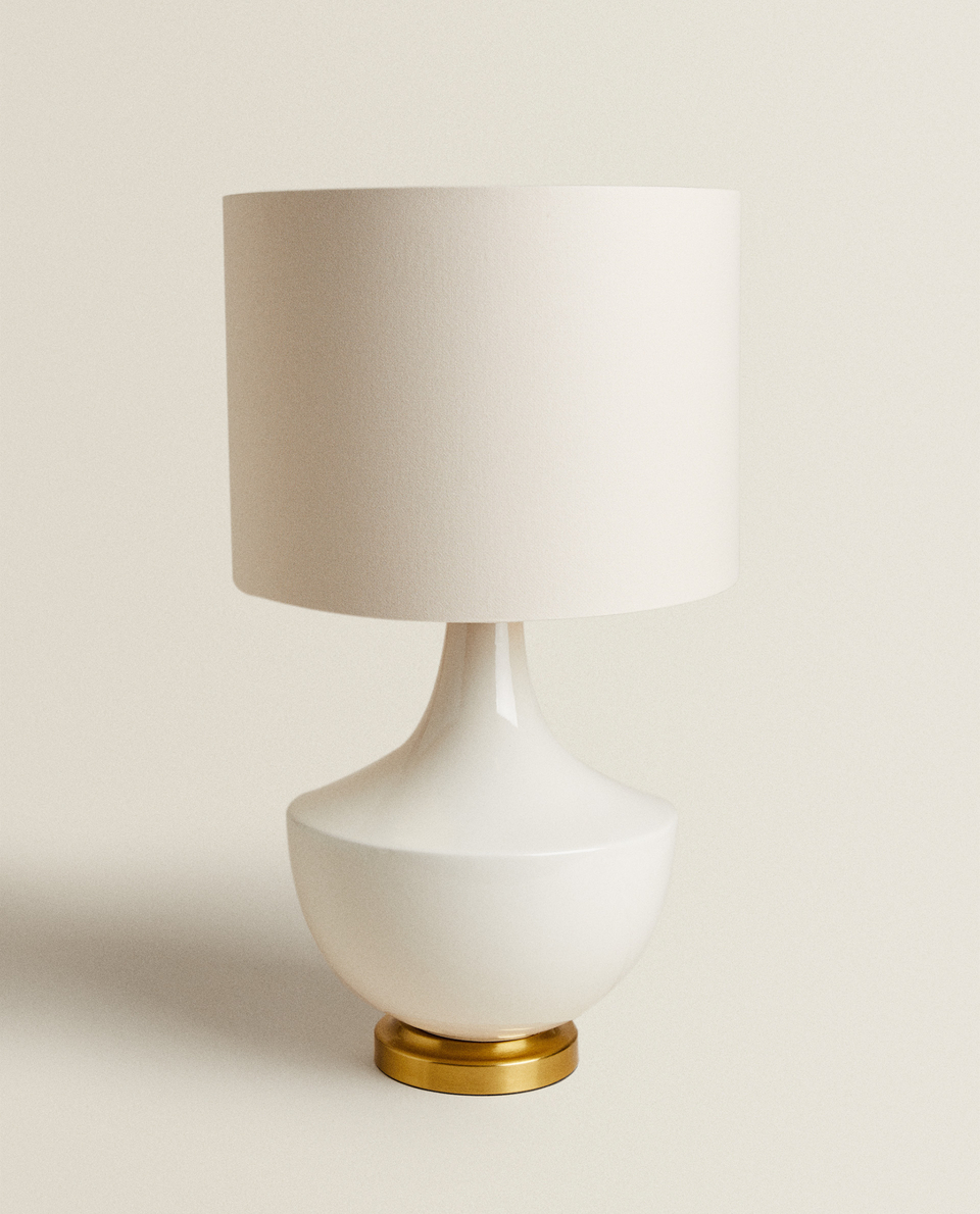 LAMP WITH GOLDEN BASE