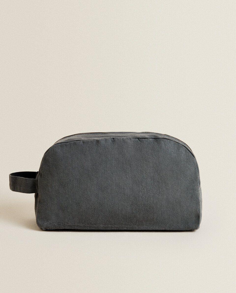 BOLSOS Y NECESERES - ROPA \u0026 CALZADO | Zara Home España
