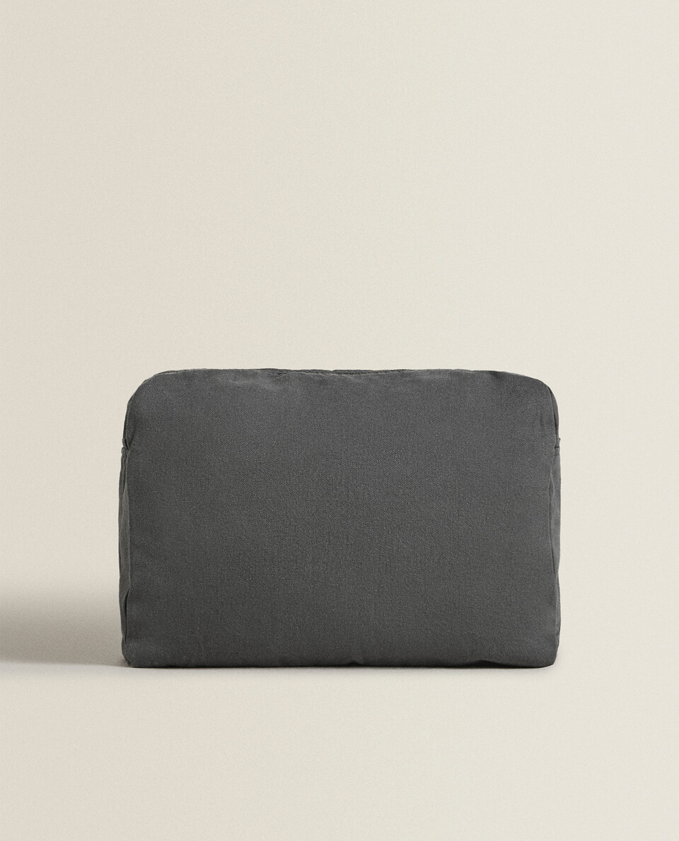NECESER PIEL - Negro | ZARA España