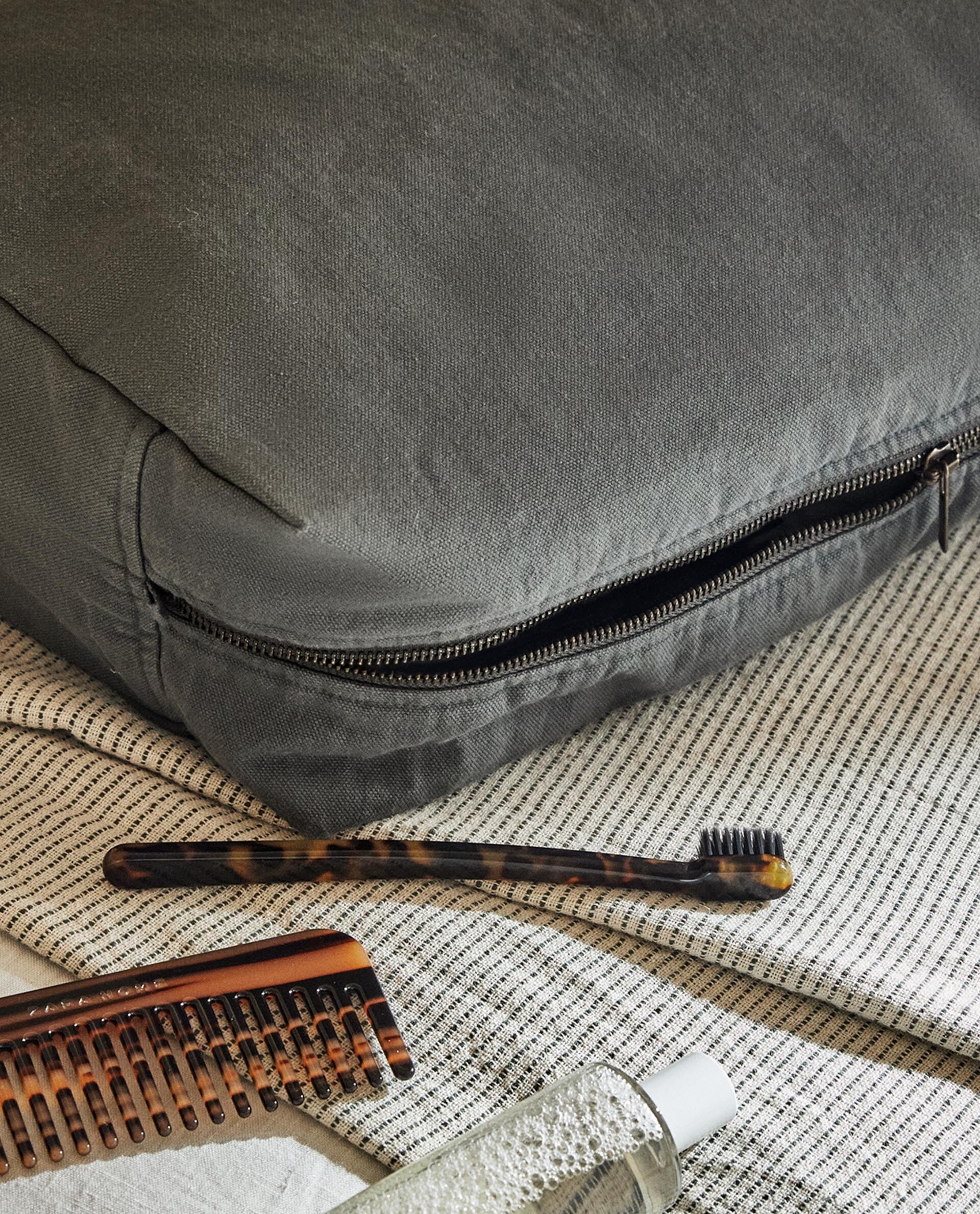 NECESER LOGO - | Zara Home Paraguay