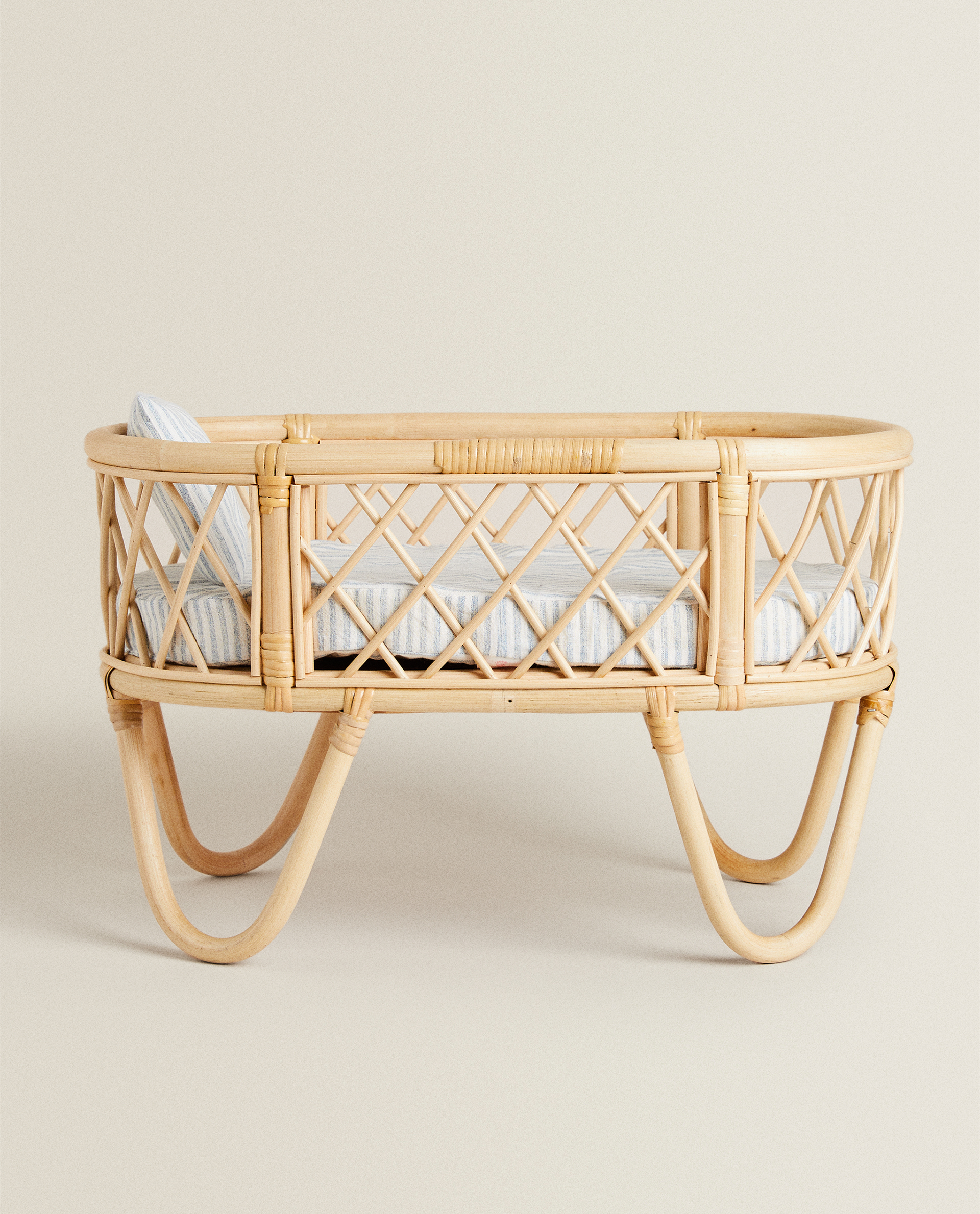 rattan cot uk