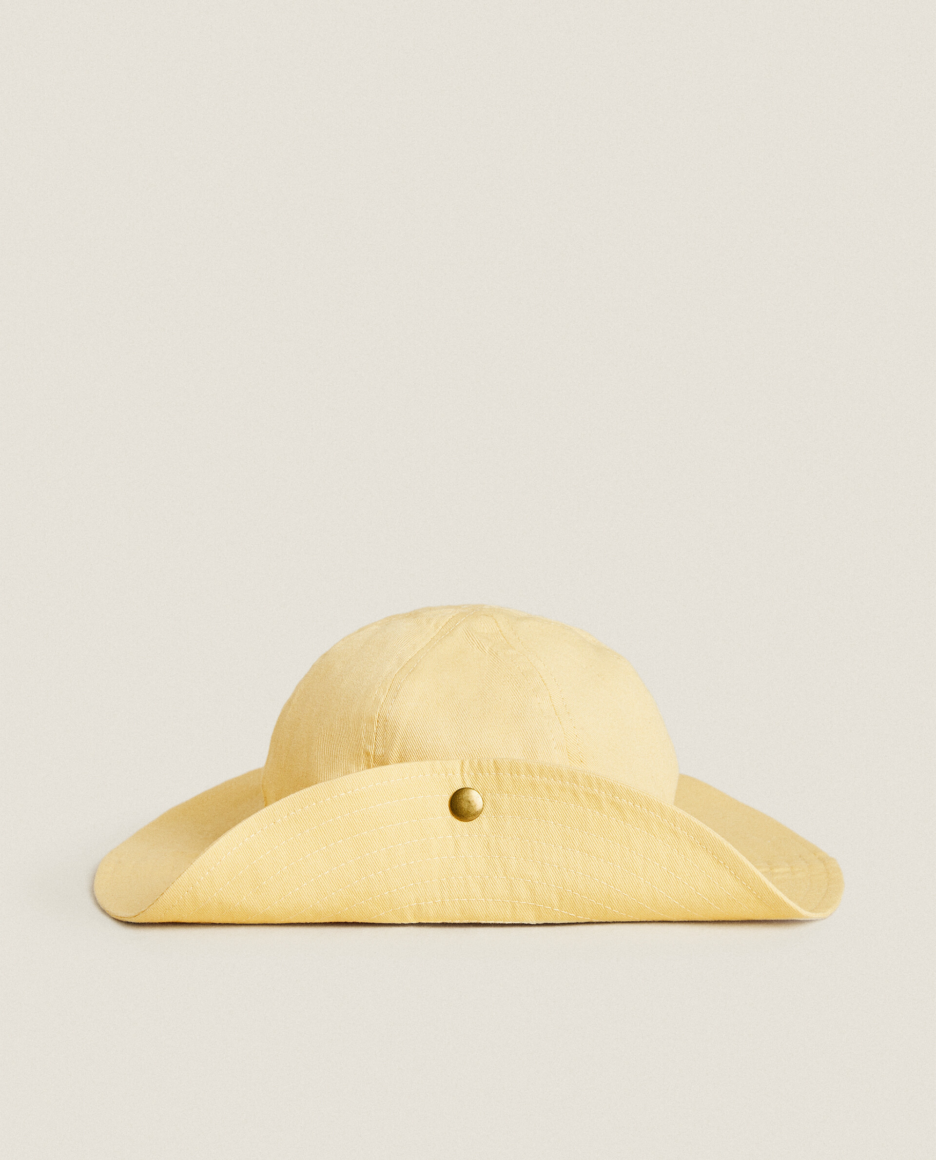 WIDE-BRIMMED HAT - | Zara Home Slovenia