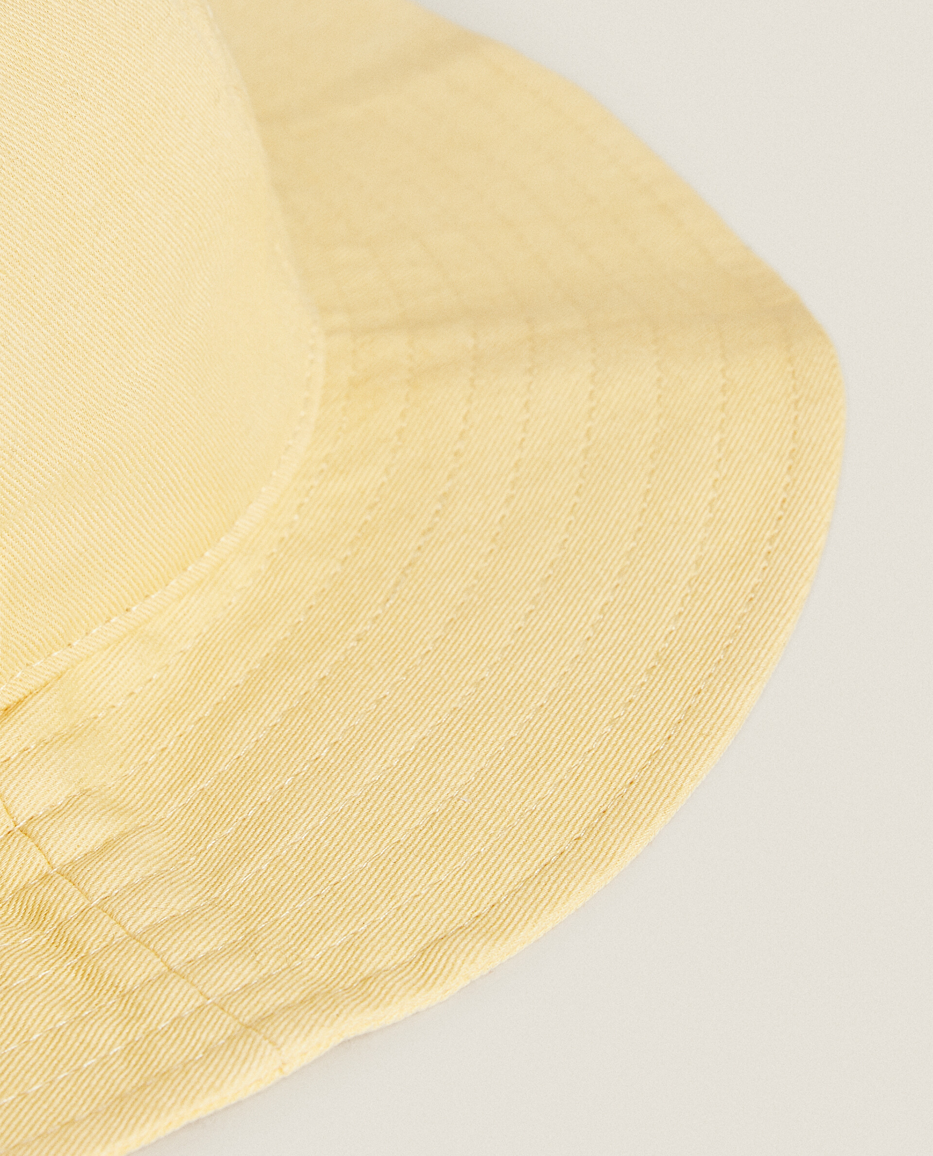 WIDE-BRIMMED HAT - | Zara Home Slovenia