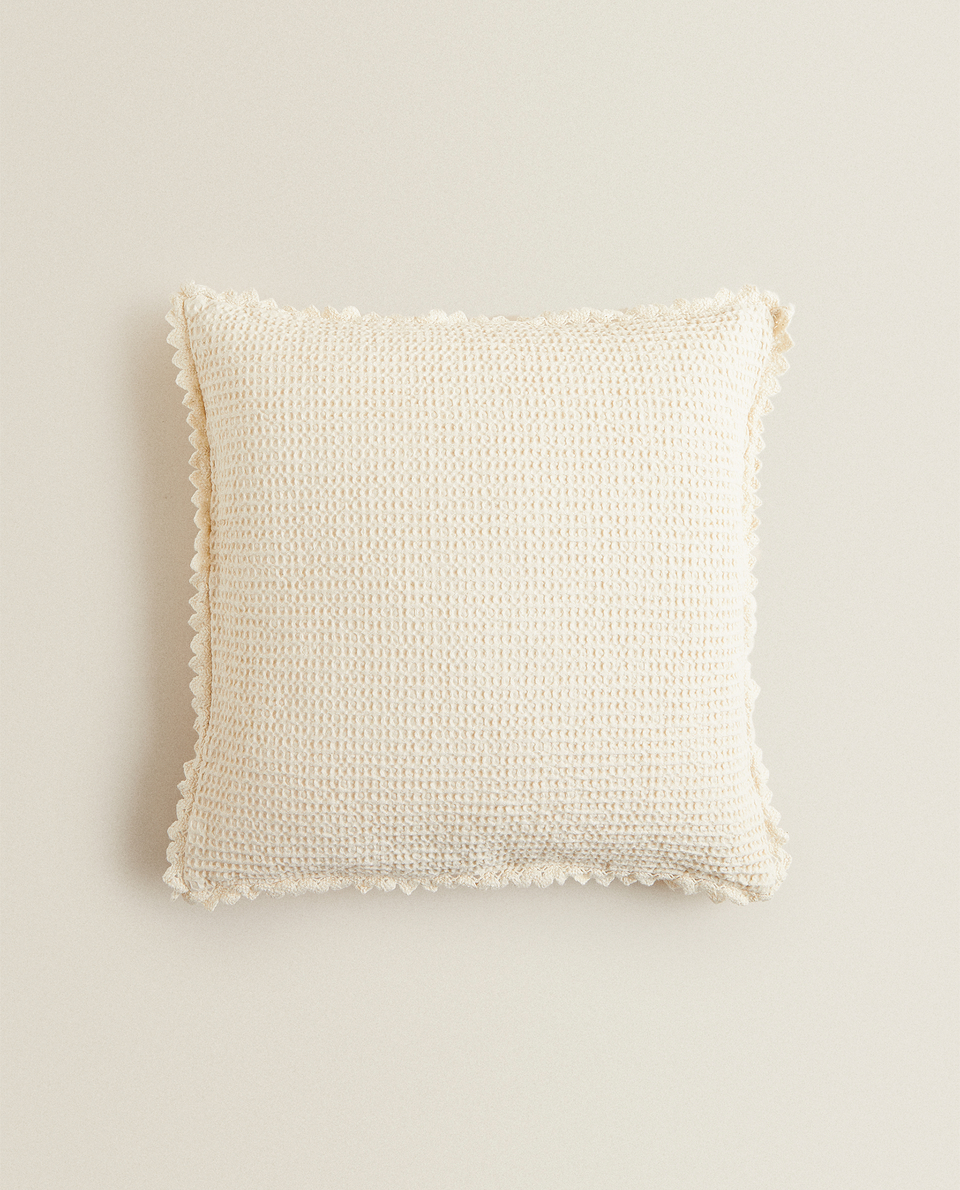 LACE TRIM WAFFLE-KNIT CUSHION COVER