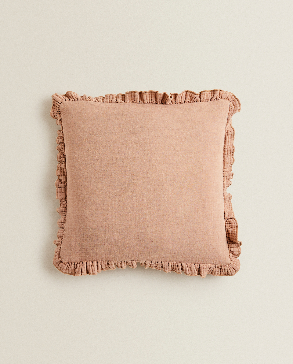 FRILLED COTTON CUSHION COVER