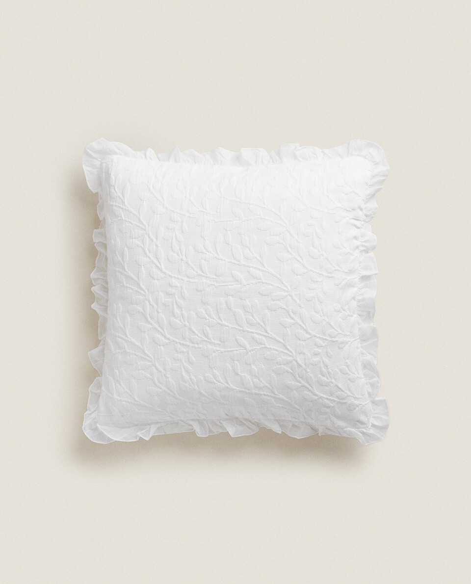LEAVES AND RUFFLES COTTON THROW PILLOW COVER