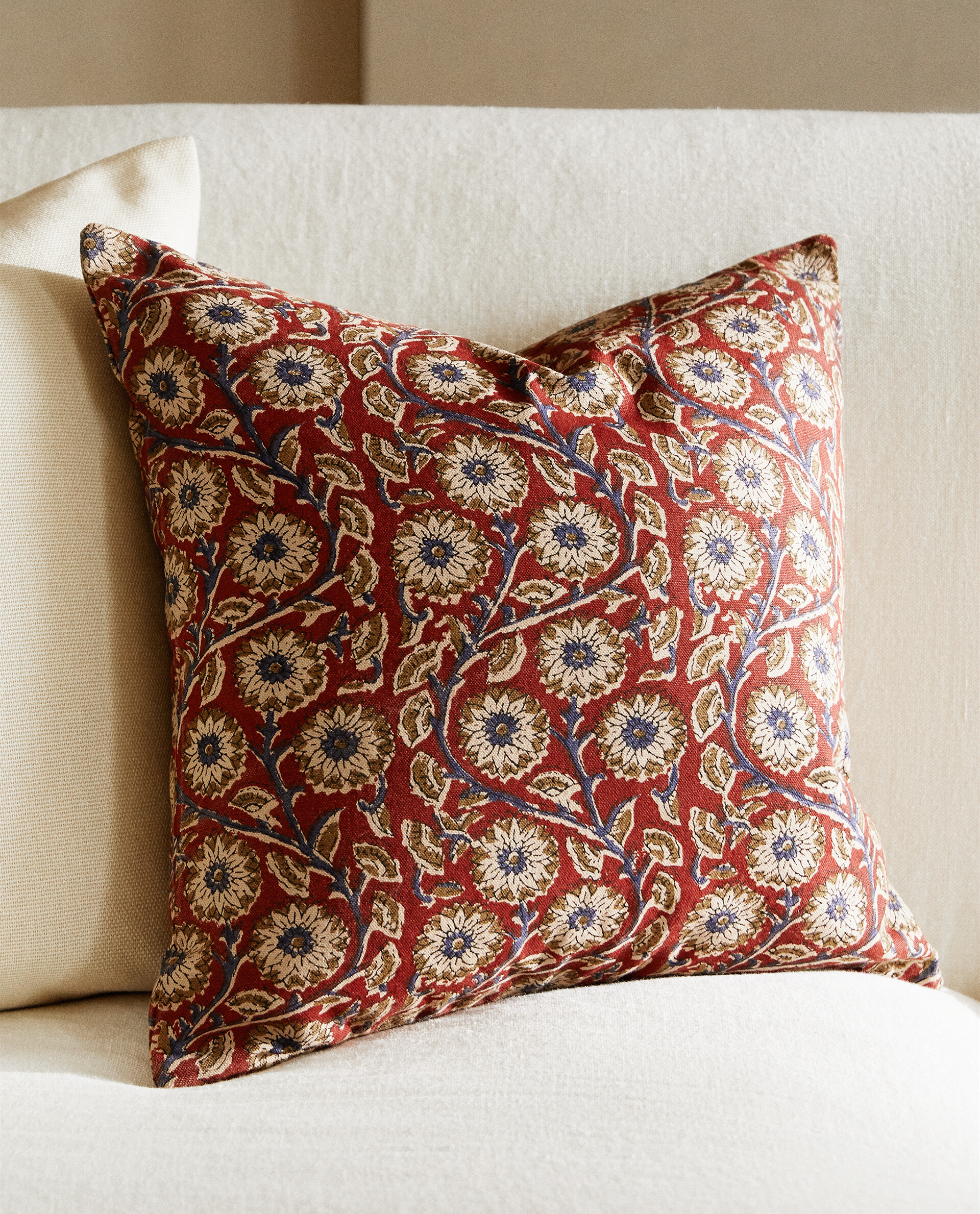 lenzee throw pillow