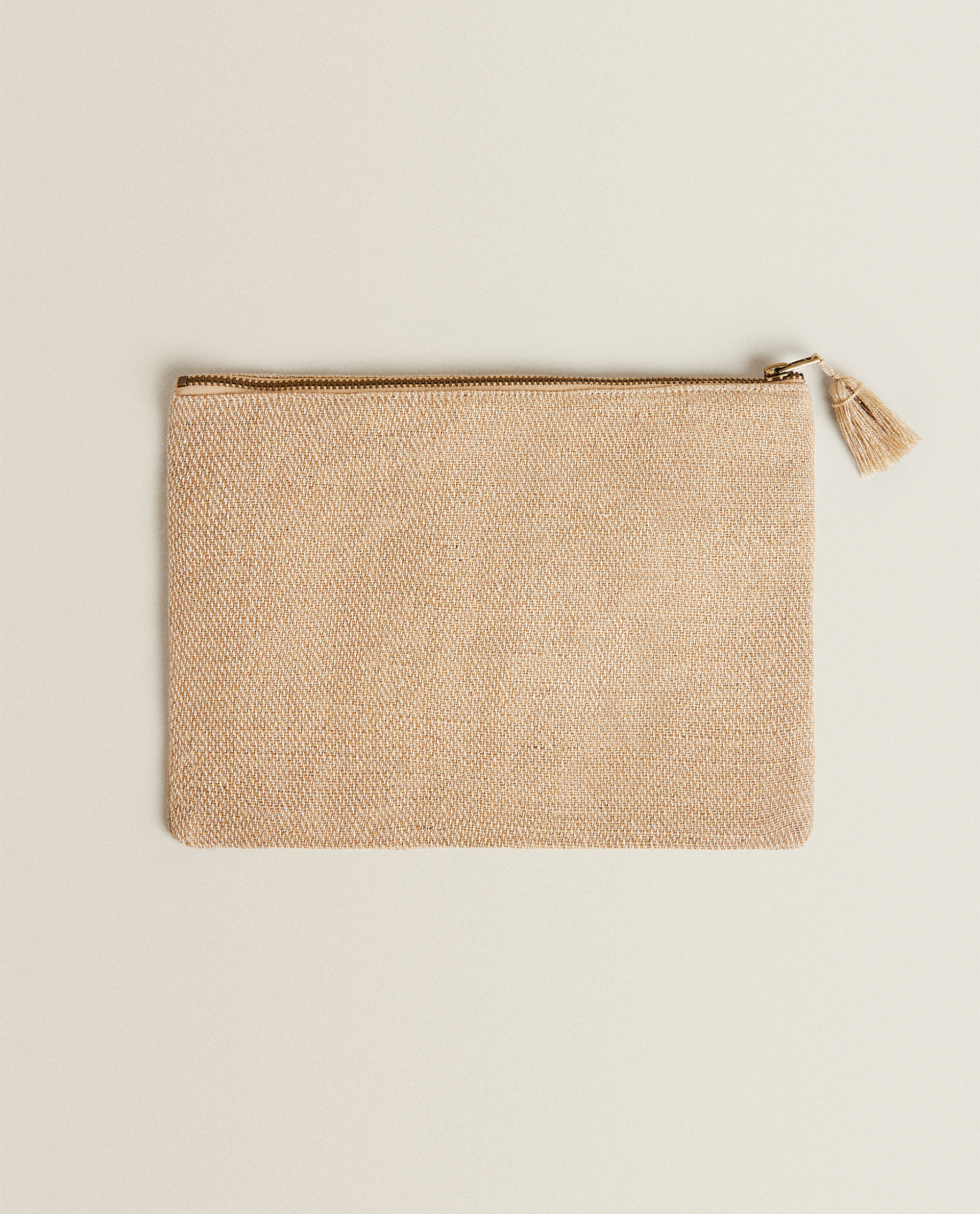 NECESER LINO - Ver todo - PERSONALIZACIÓN | Zara Home España