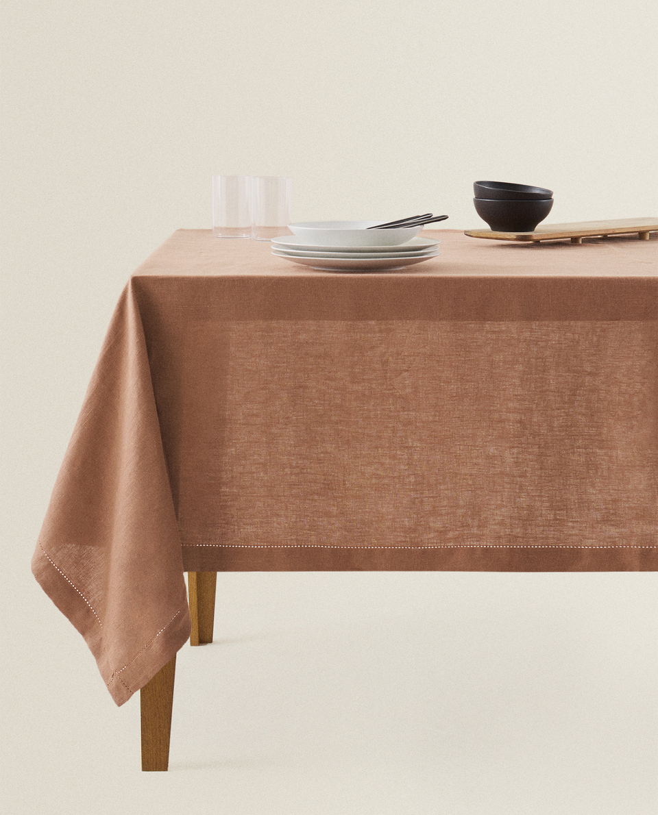 LINEN TABLECLOTH WITH HEMSTITCHING