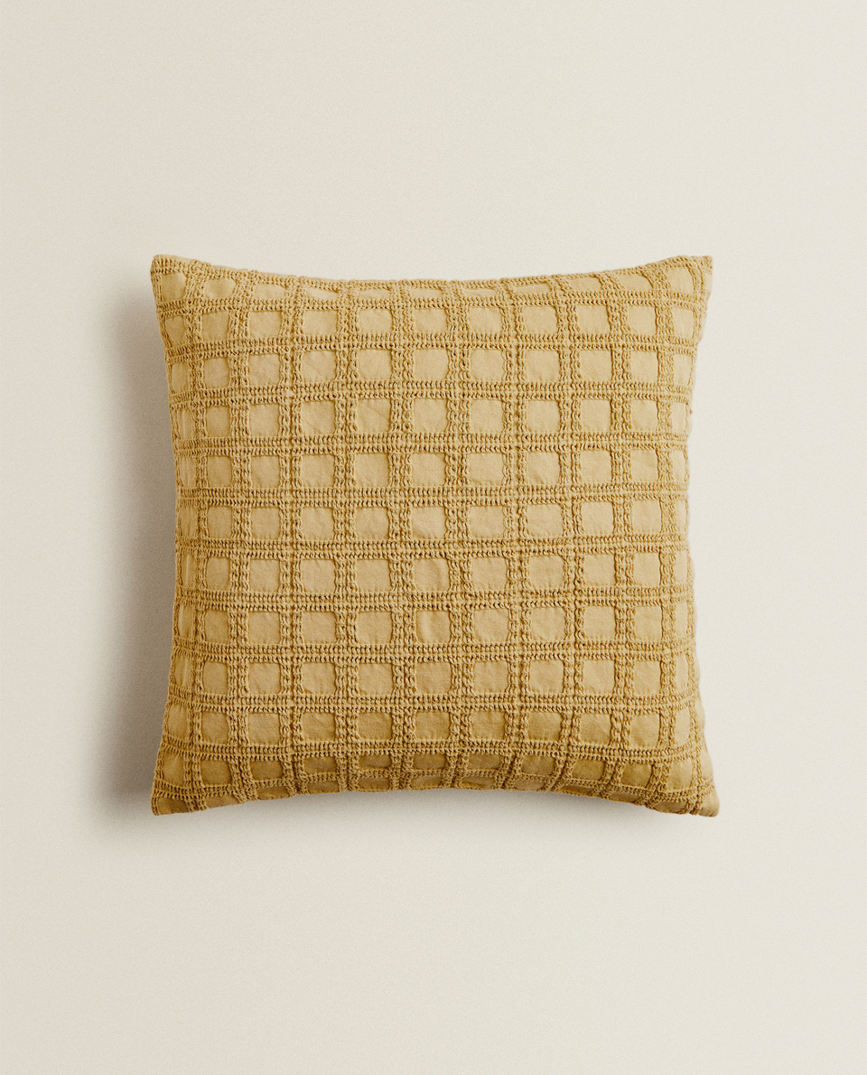 CHECKED JACQUARD THROW PILLOW COVER