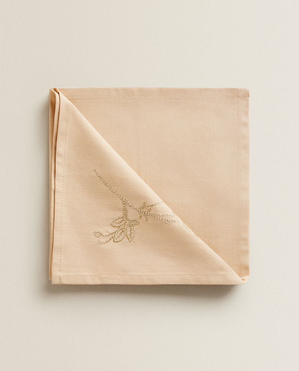 EMBROIDERED NAPKIN (PACK OF 2)