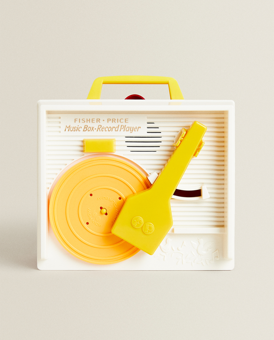 TOY RECORD PLAYER