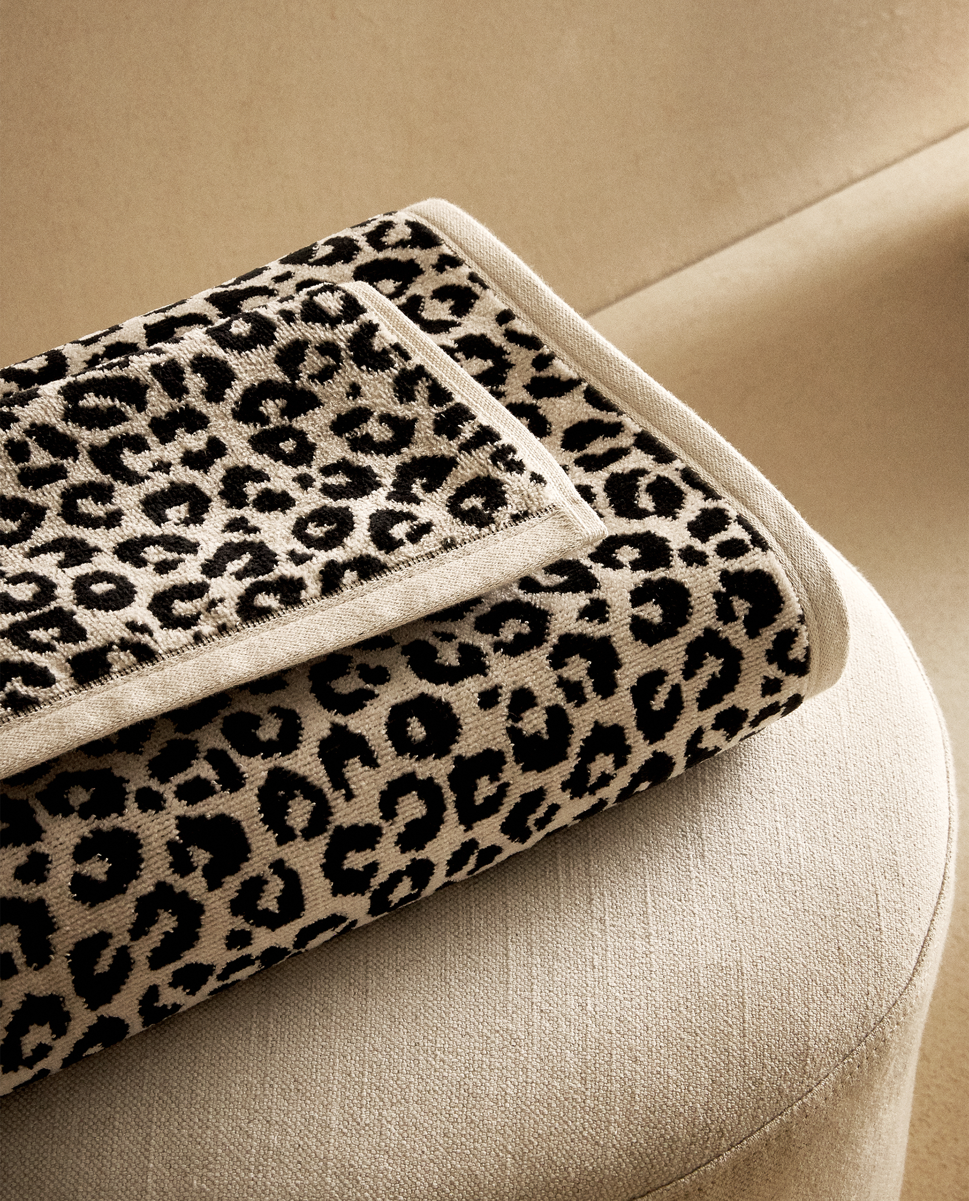 leopard print towels zara