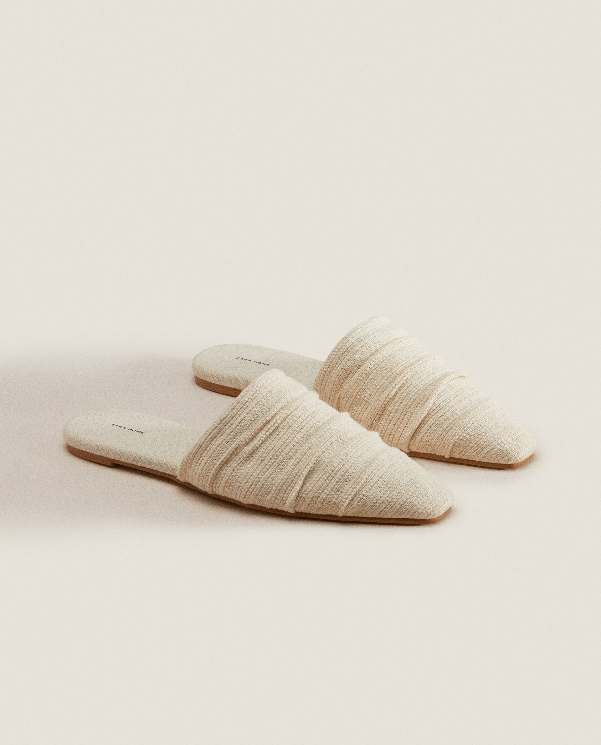 Mules deals plates zara