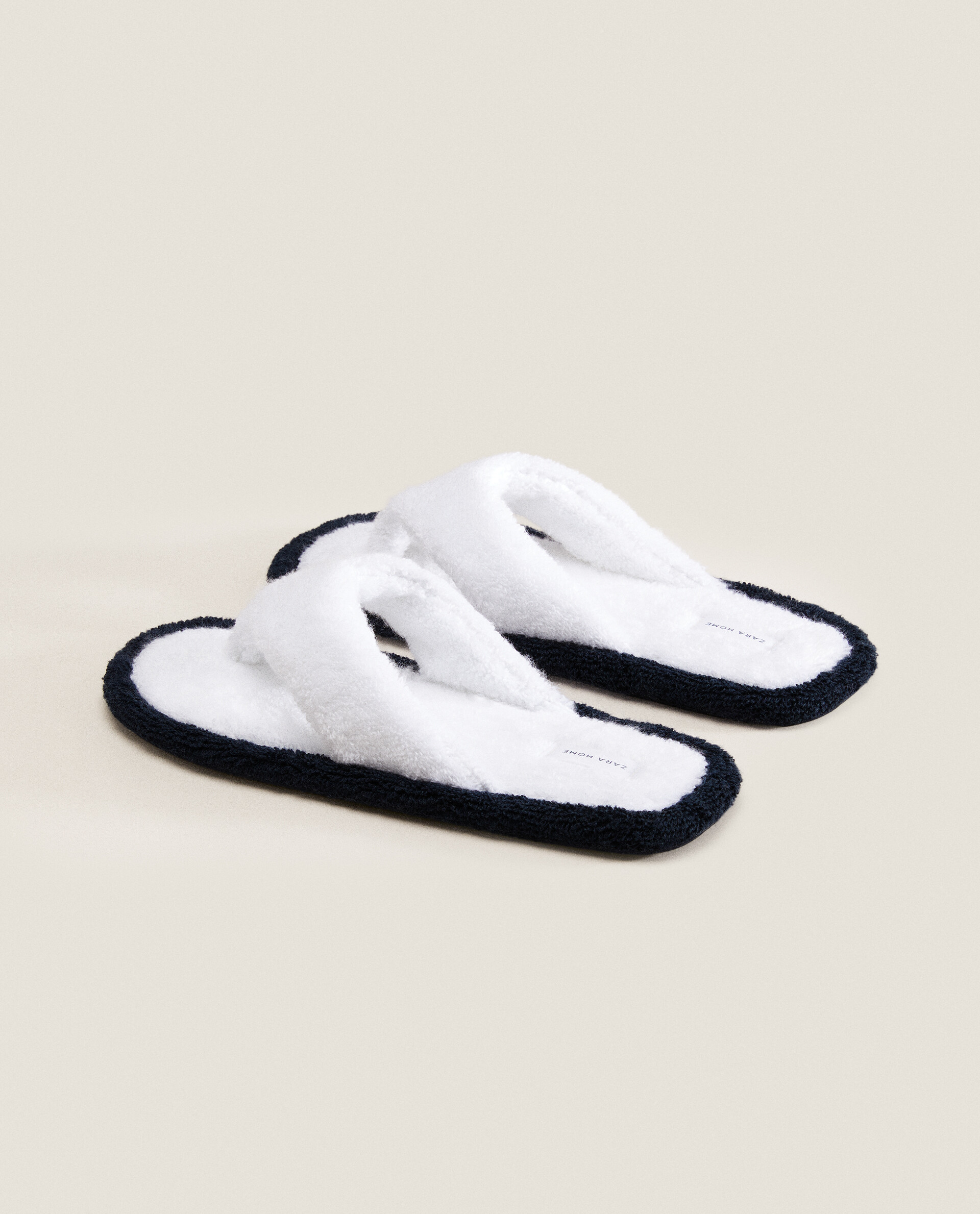 Slippers homme sale zara