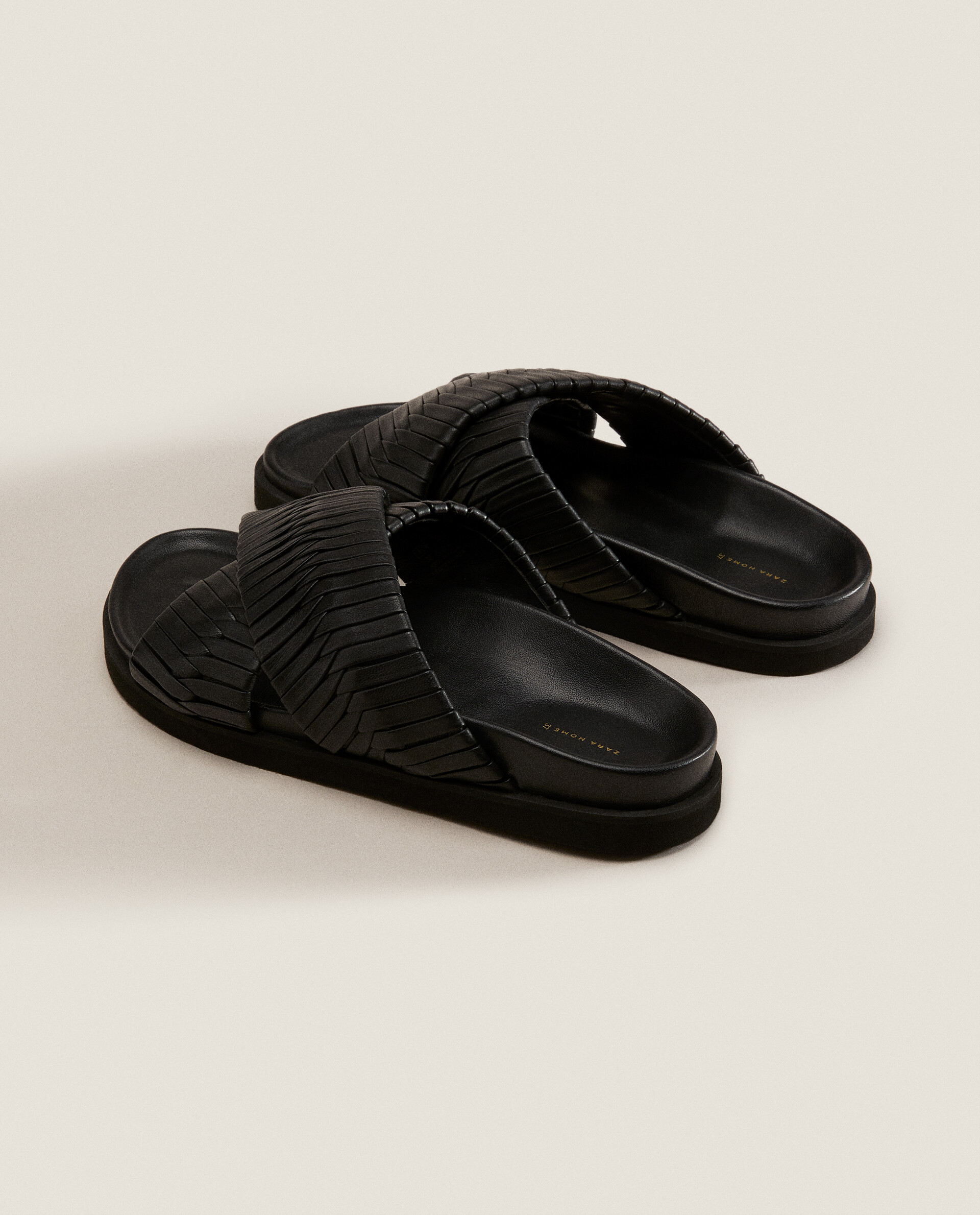 Zara padded leather on sale sandals