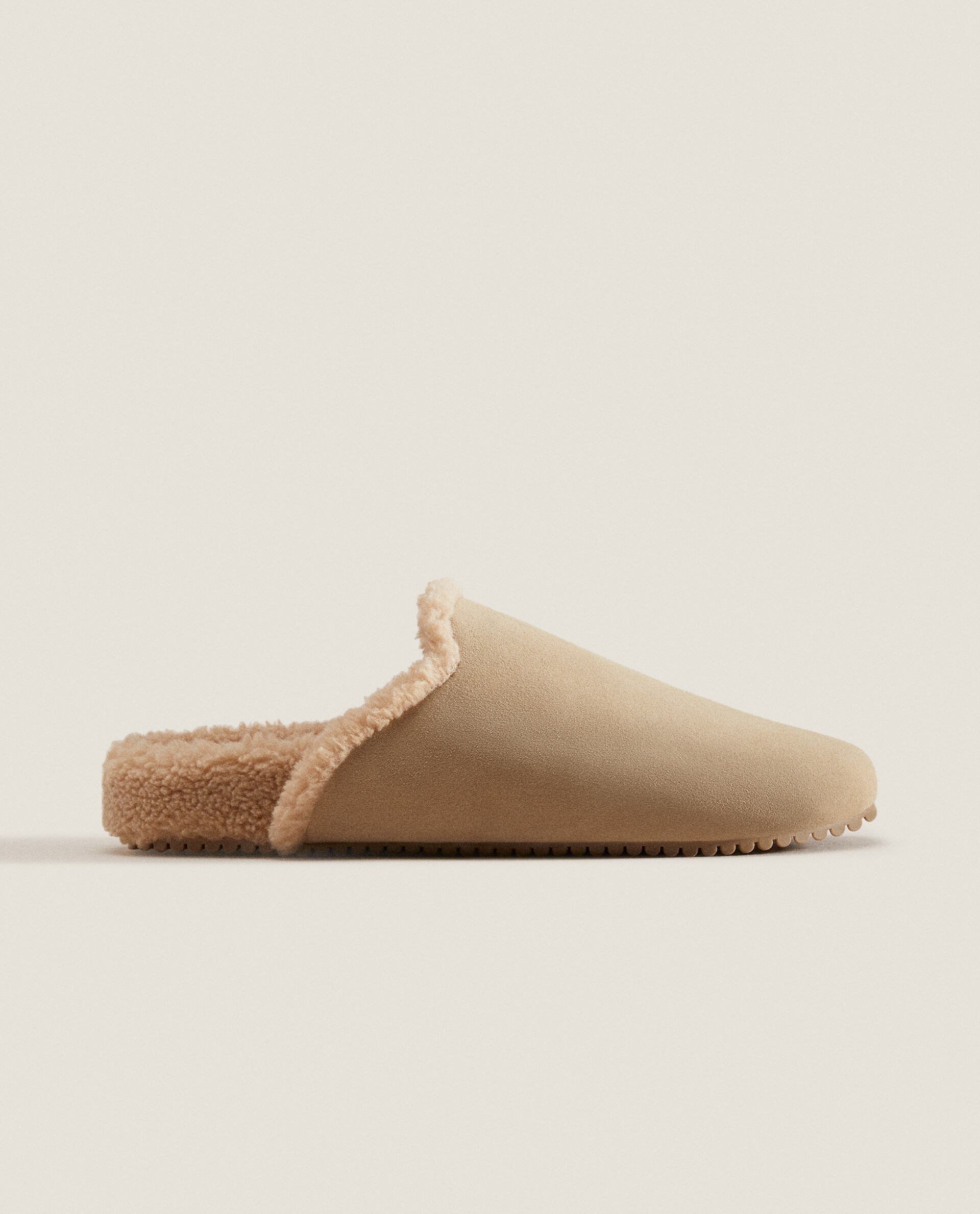 Zueco on sale zara home