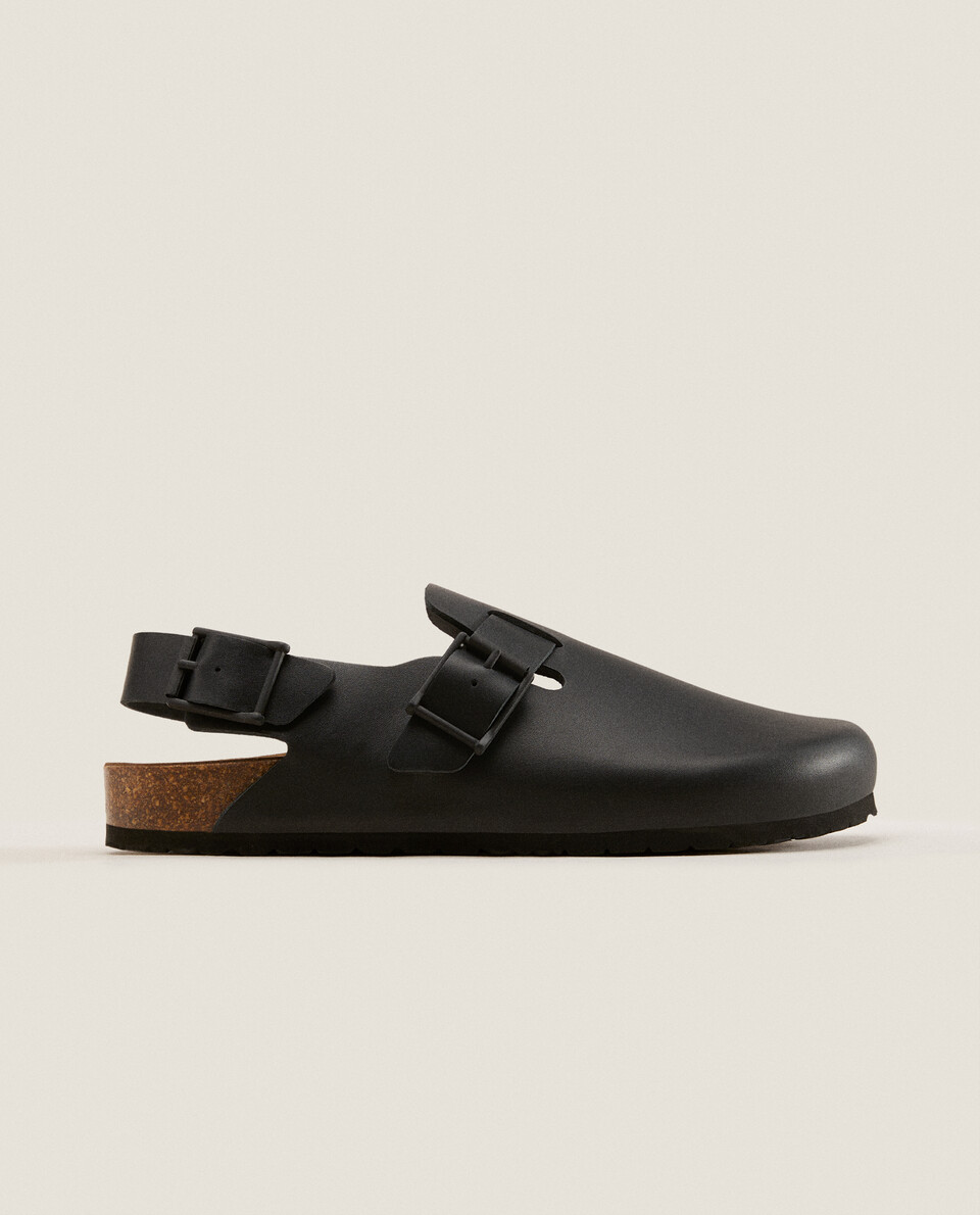 LEATHER CLOGS WITH BACK STRAP