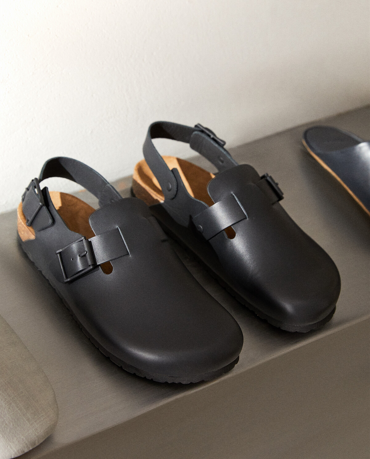 Clogs with back best sale strap