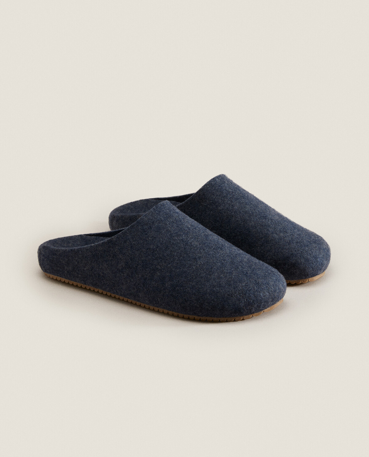 Zueco fieltro zara home clearance