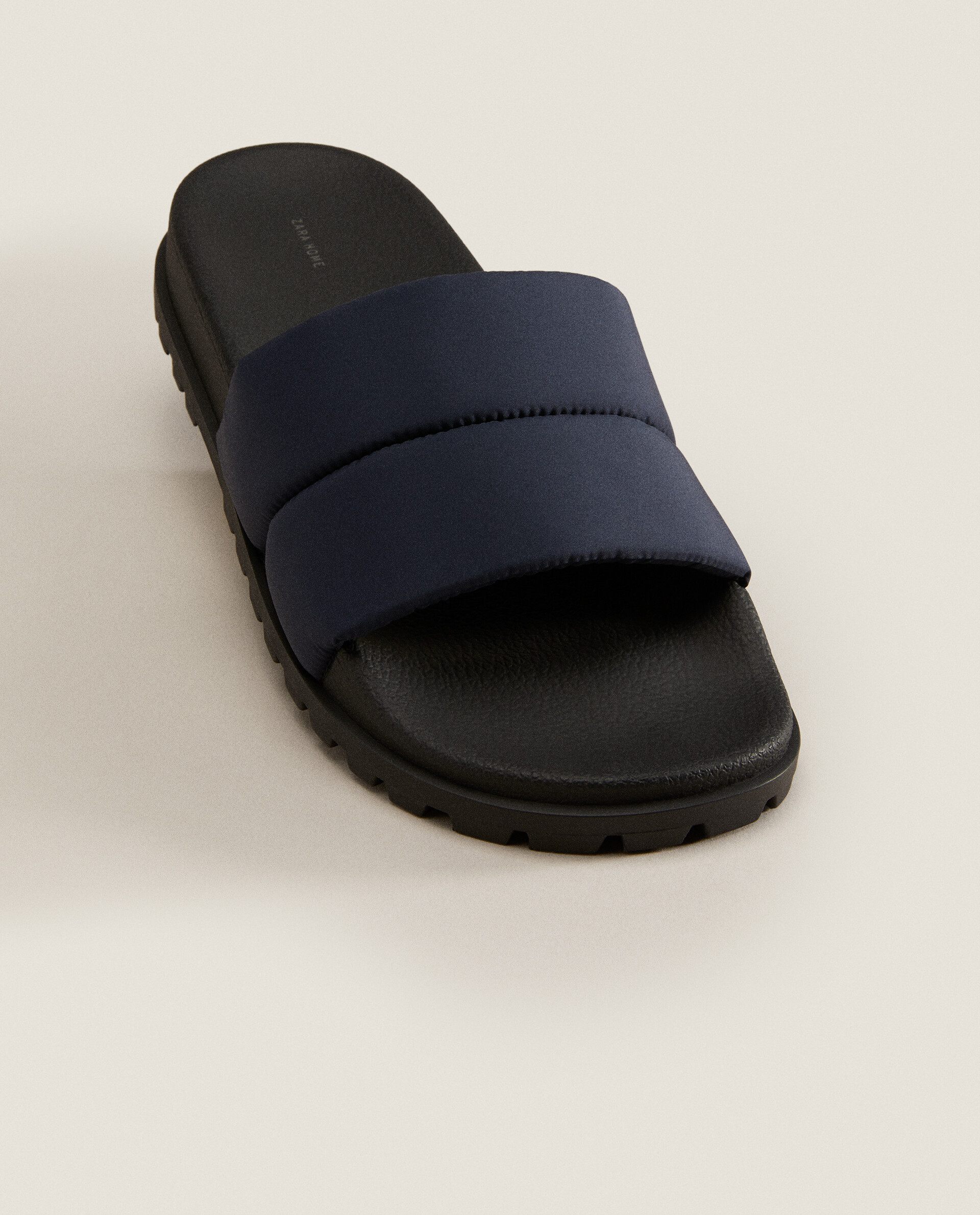 Sandalia acolchada zara clearance