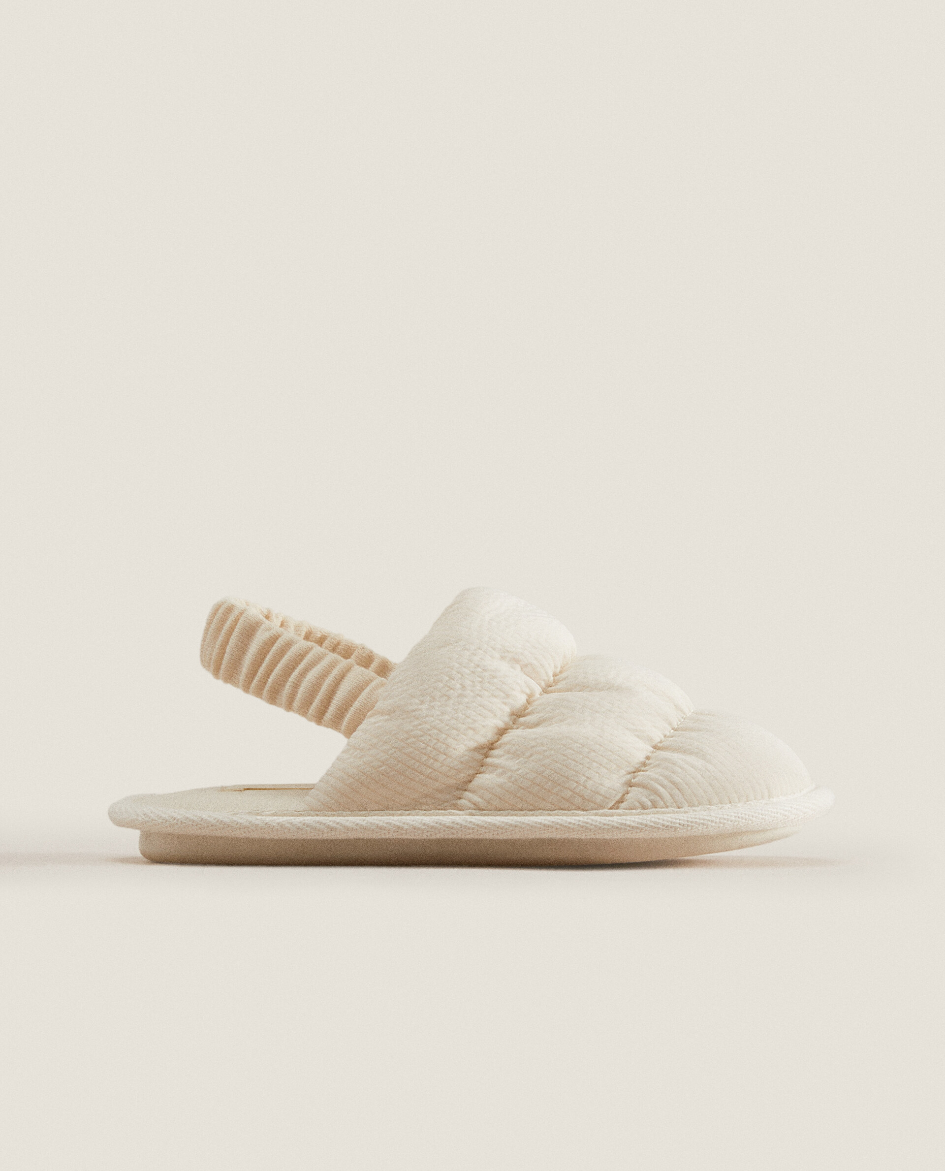 Zara home fluffy slippers sales