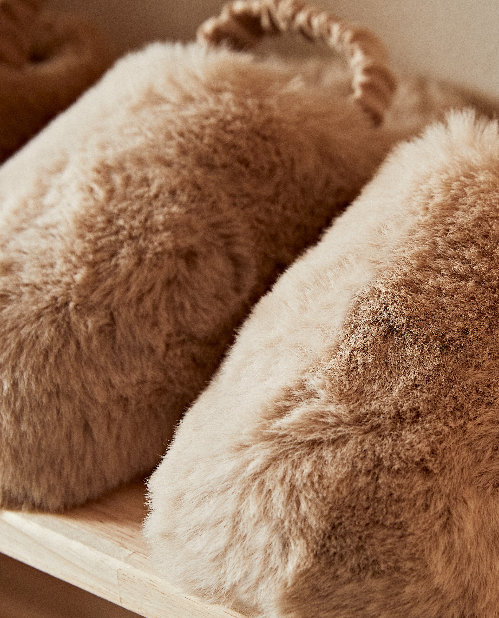 Womens faux clearance fur mule slippers
