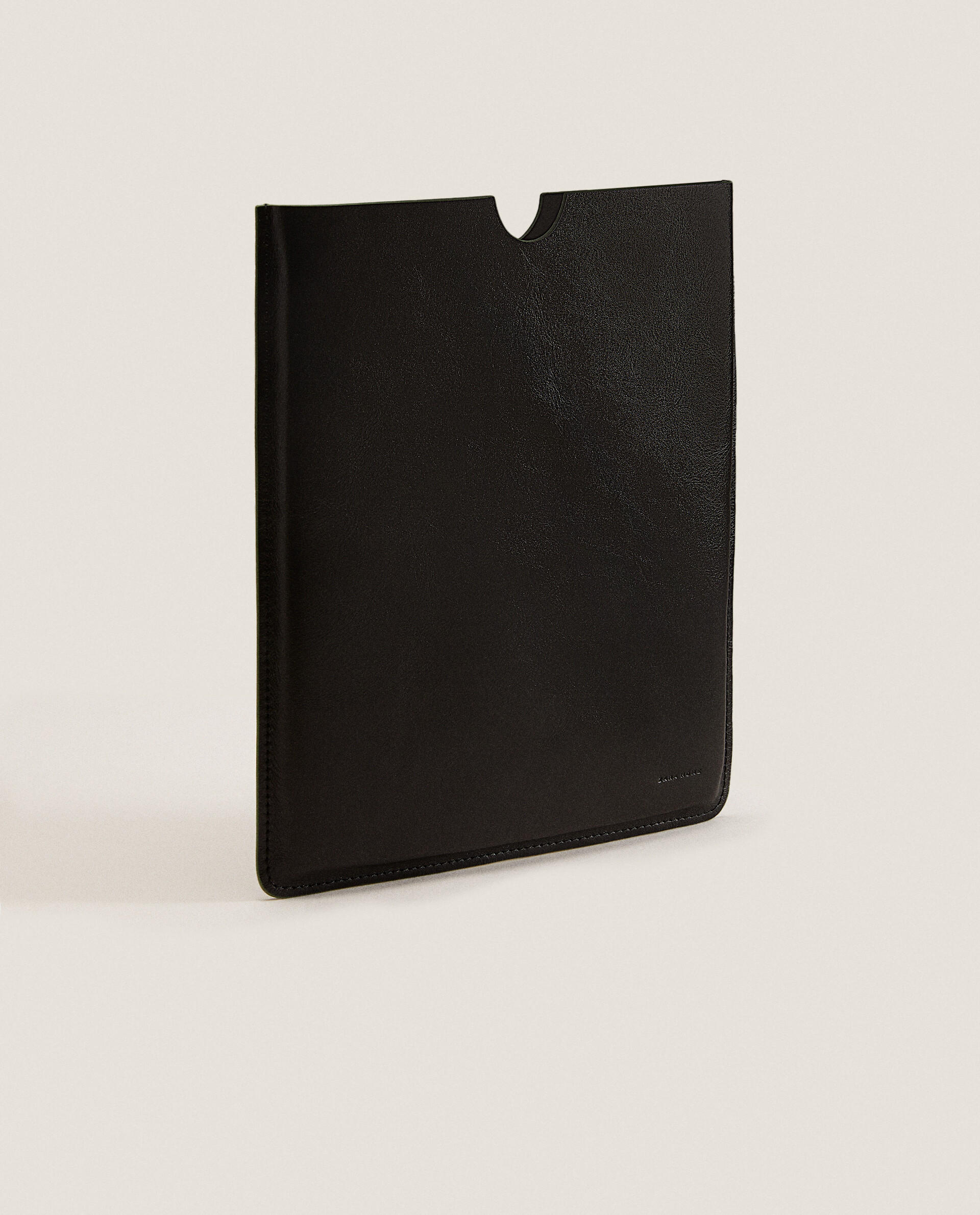 FUNDA PIEL ORDENADOR O TABLET Zara Home Espa a Canarias