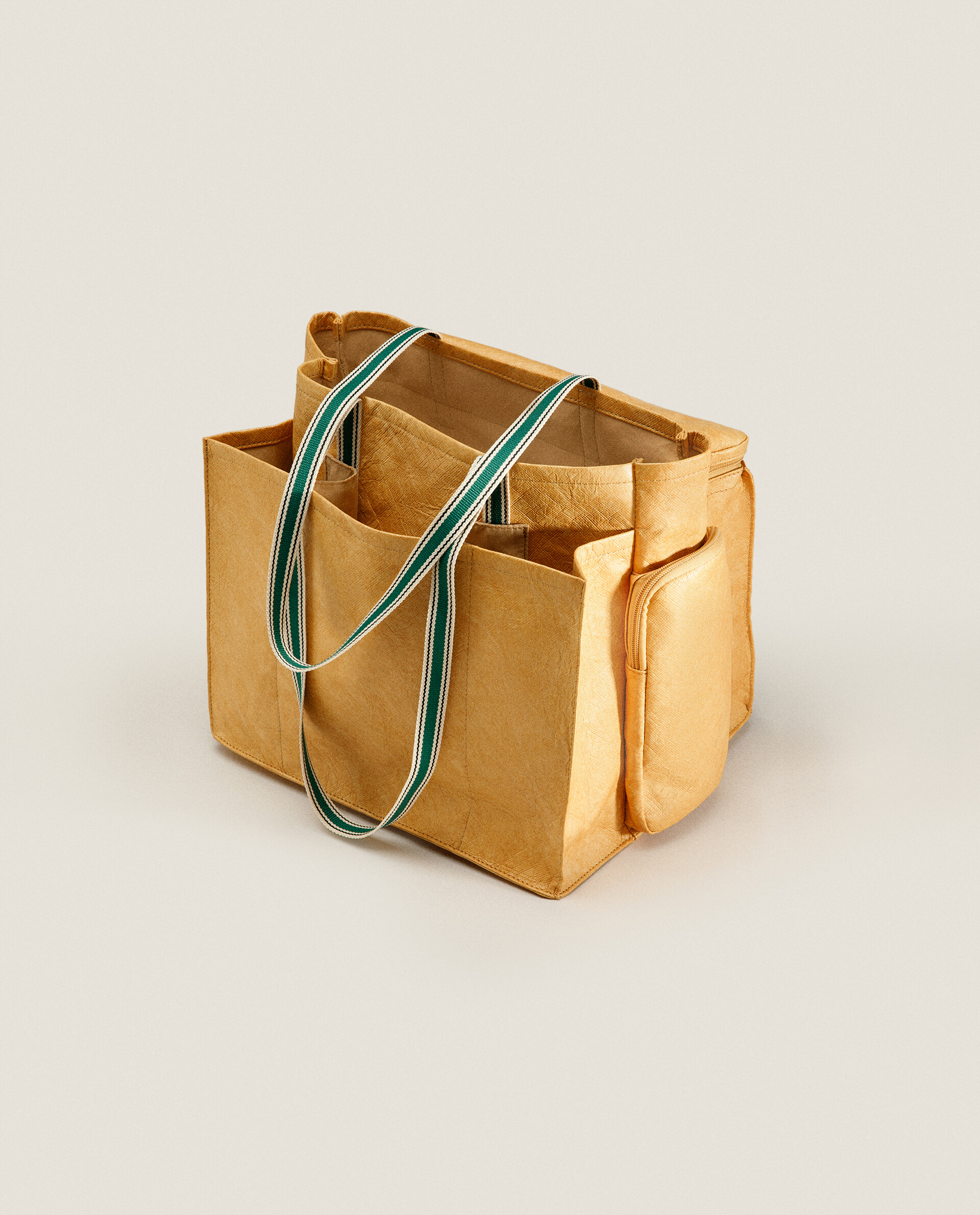Shopping bag sales with compartments