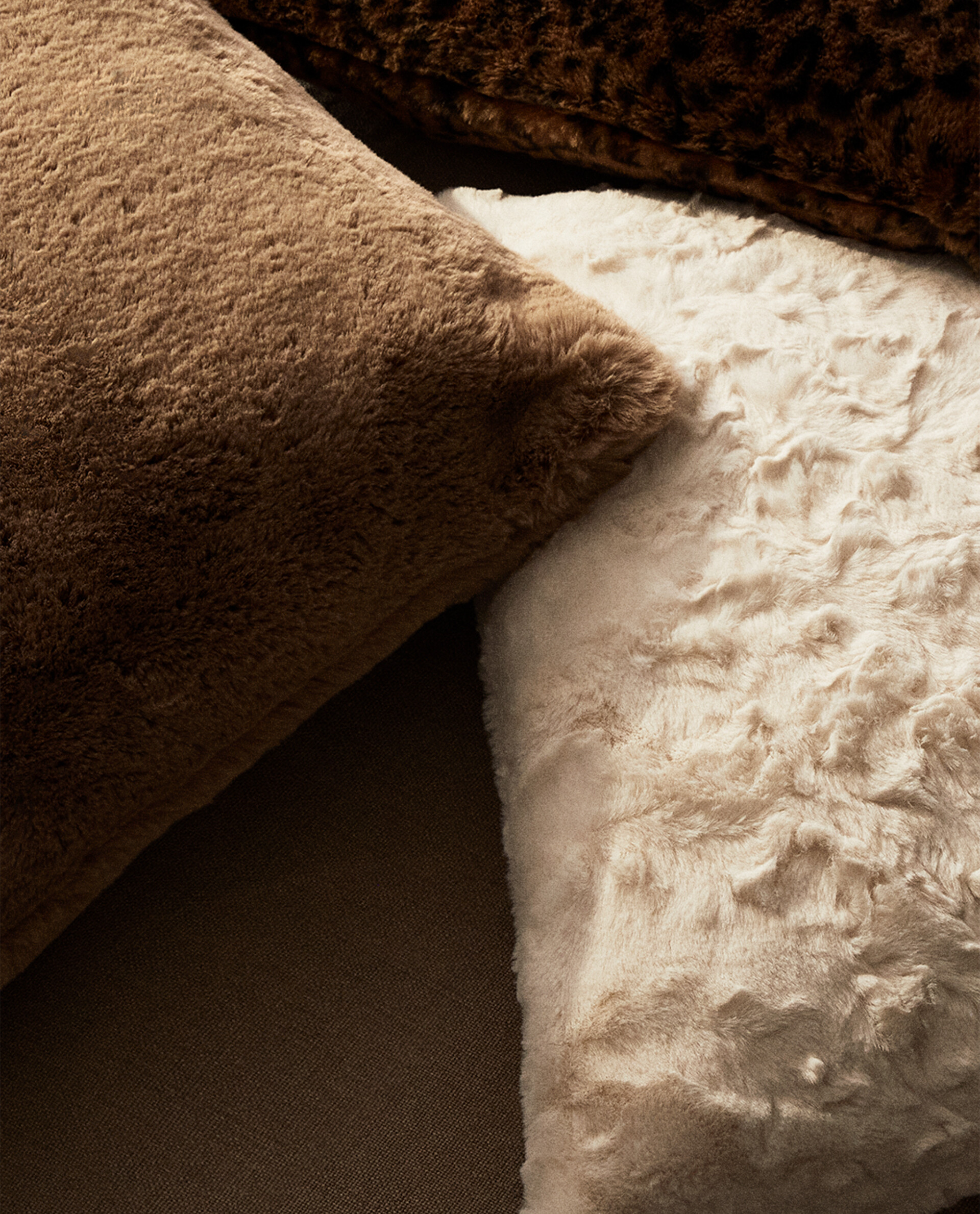 Fur throw on sale pillow covers