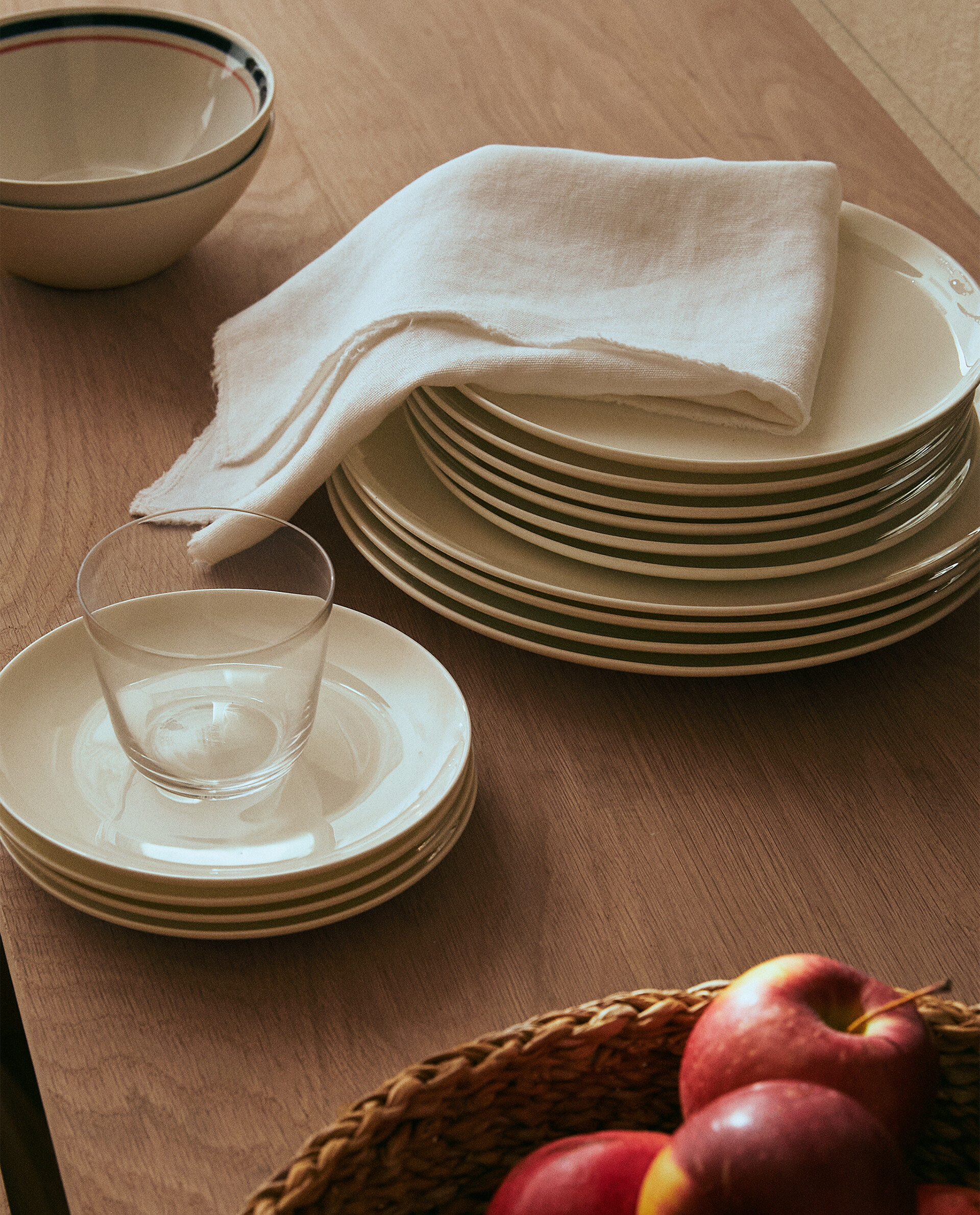 STONEWARE TABLEWARE Zara Home UAE DUBAI SHARJAH AJMAN UAQ FUJAIRAH