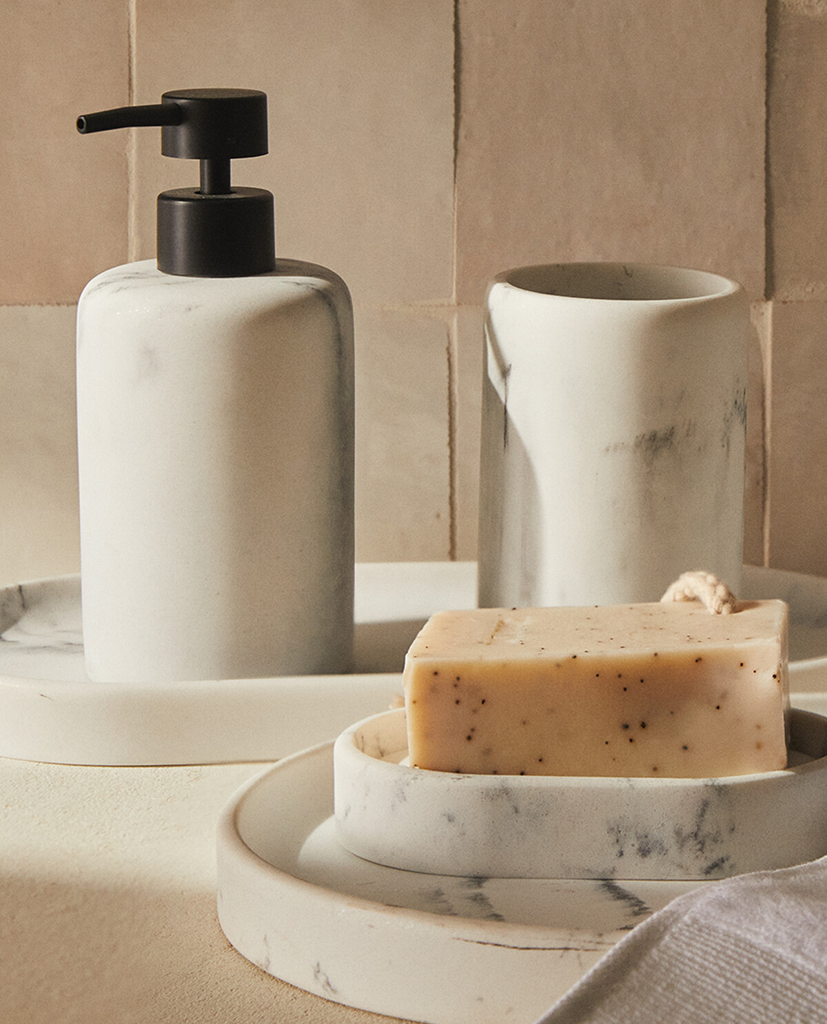 RESIN BATHROOM SET Bathroom sets BATHROOM ACCESSORIES