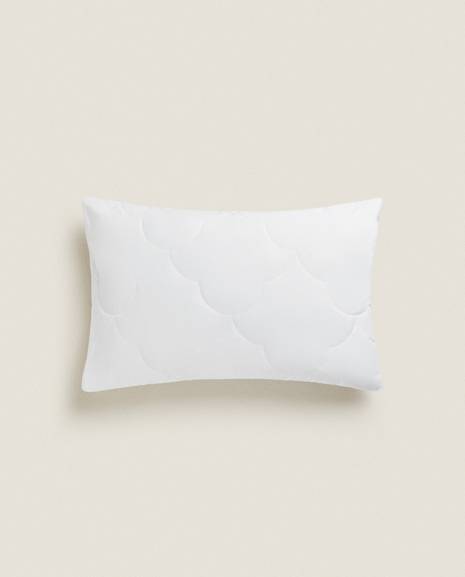 PADDED PILLOW PROTECTOR