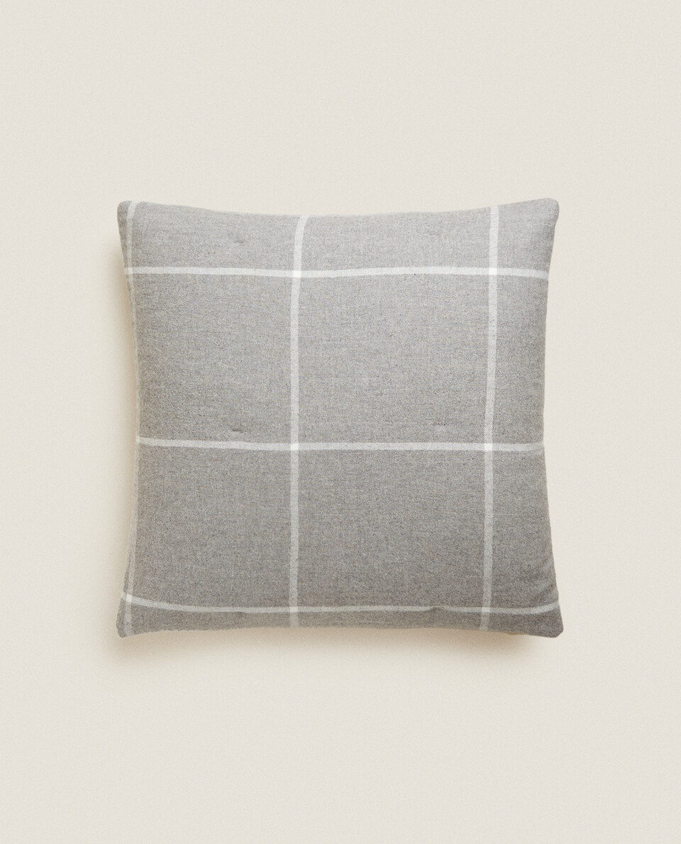 FLANNEL CUSHION COVER