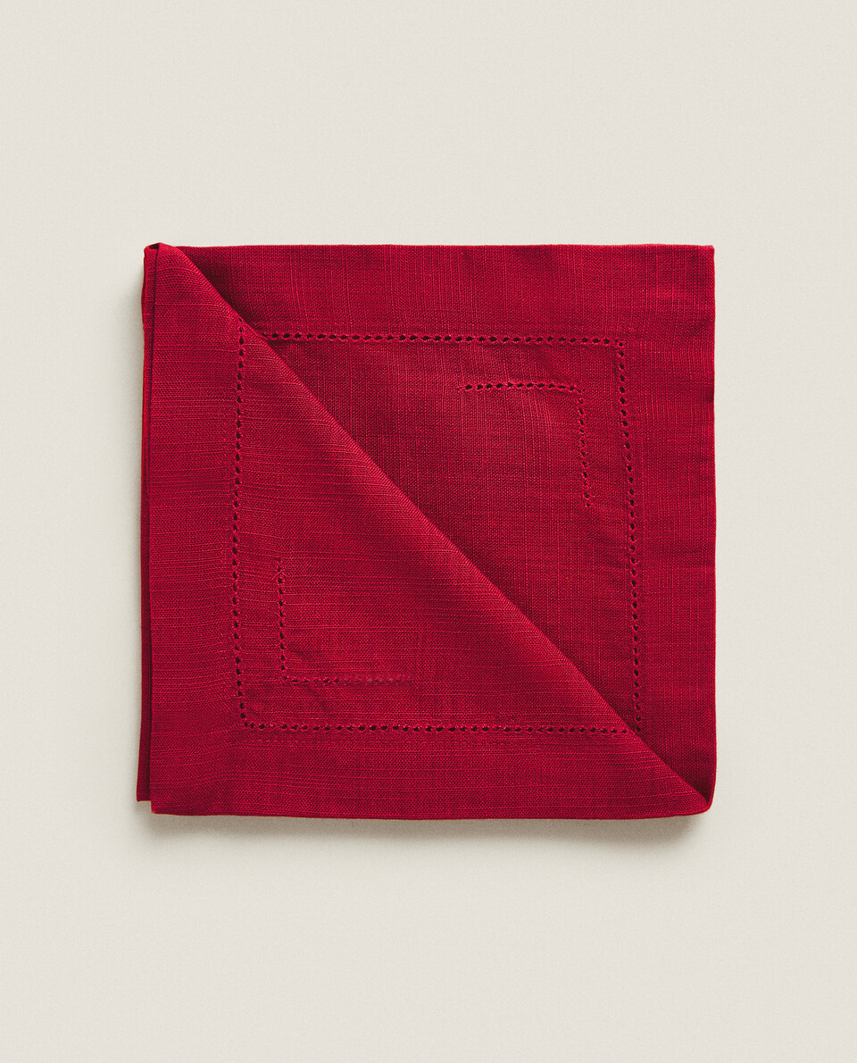 PACK OF HEMSTITCHED CHRISTMAS NAPKINS (PACK OF 2)