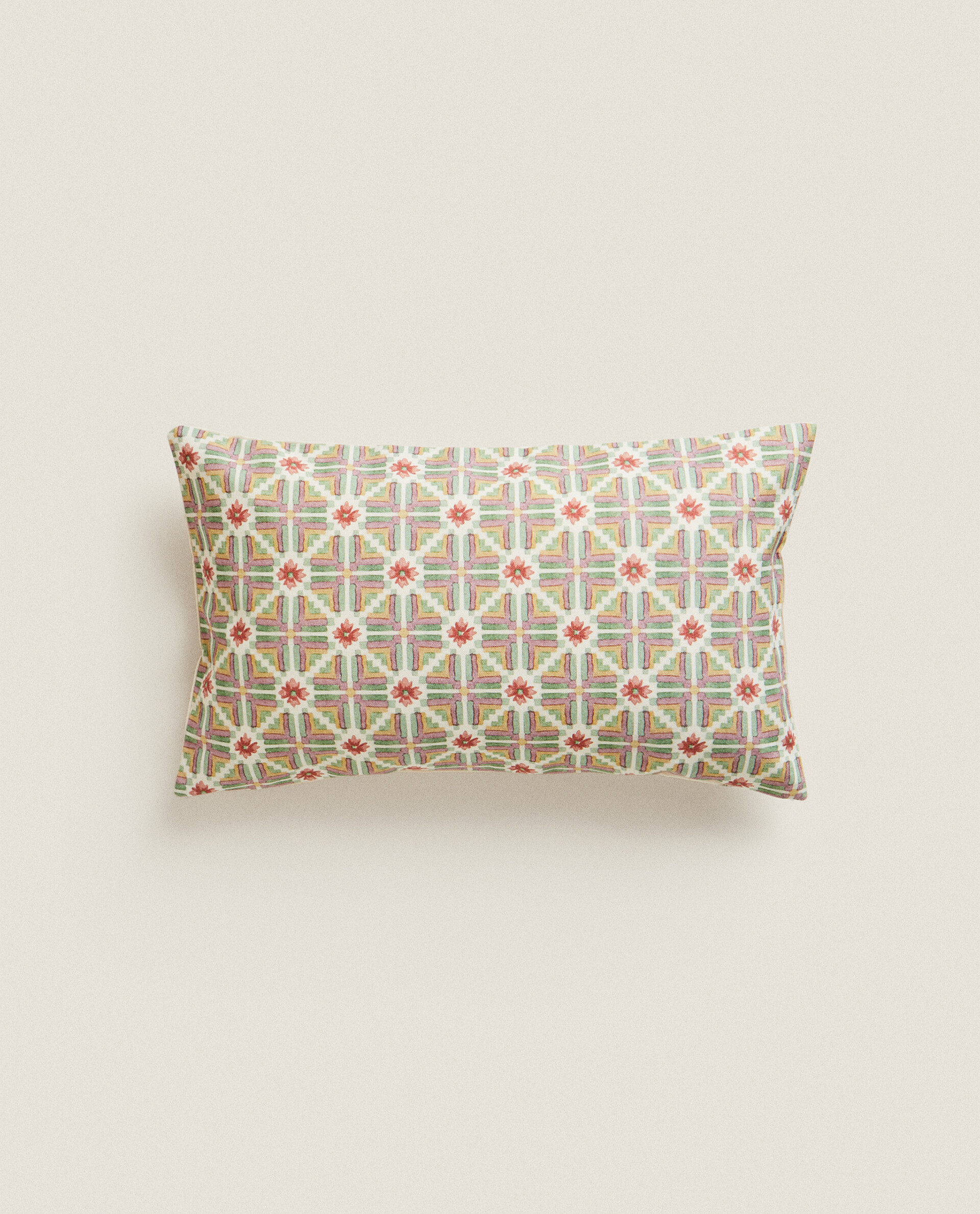 Diamond pattern clearance pillow