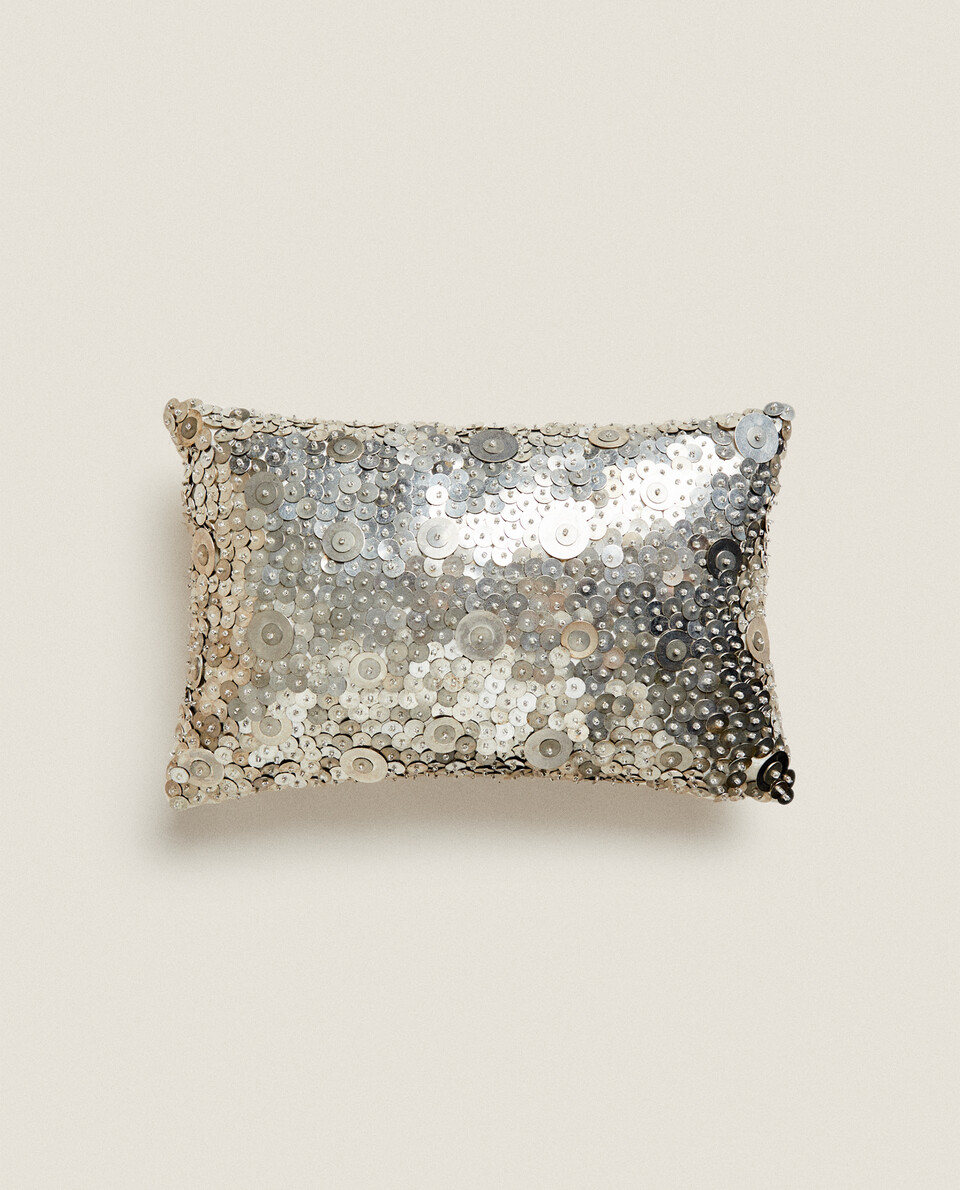 SEQUINNED CUSHION COVER