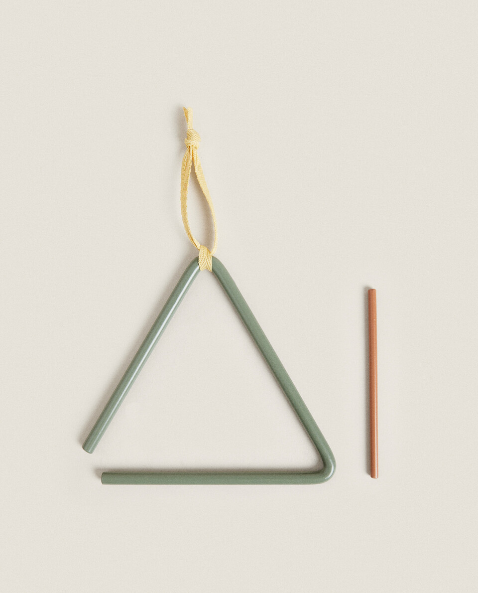 MUSICAL TRIANGLE TOY