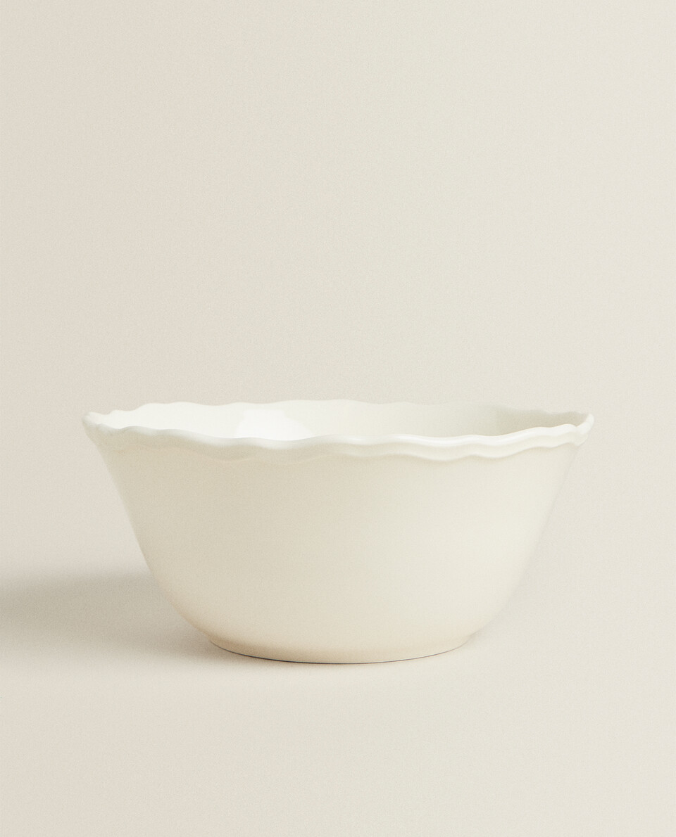 凸紋邊緣設計陶製沙拉碗