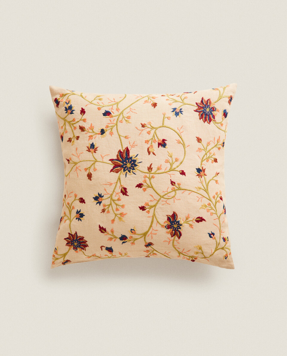 Flower cushion outlet covers