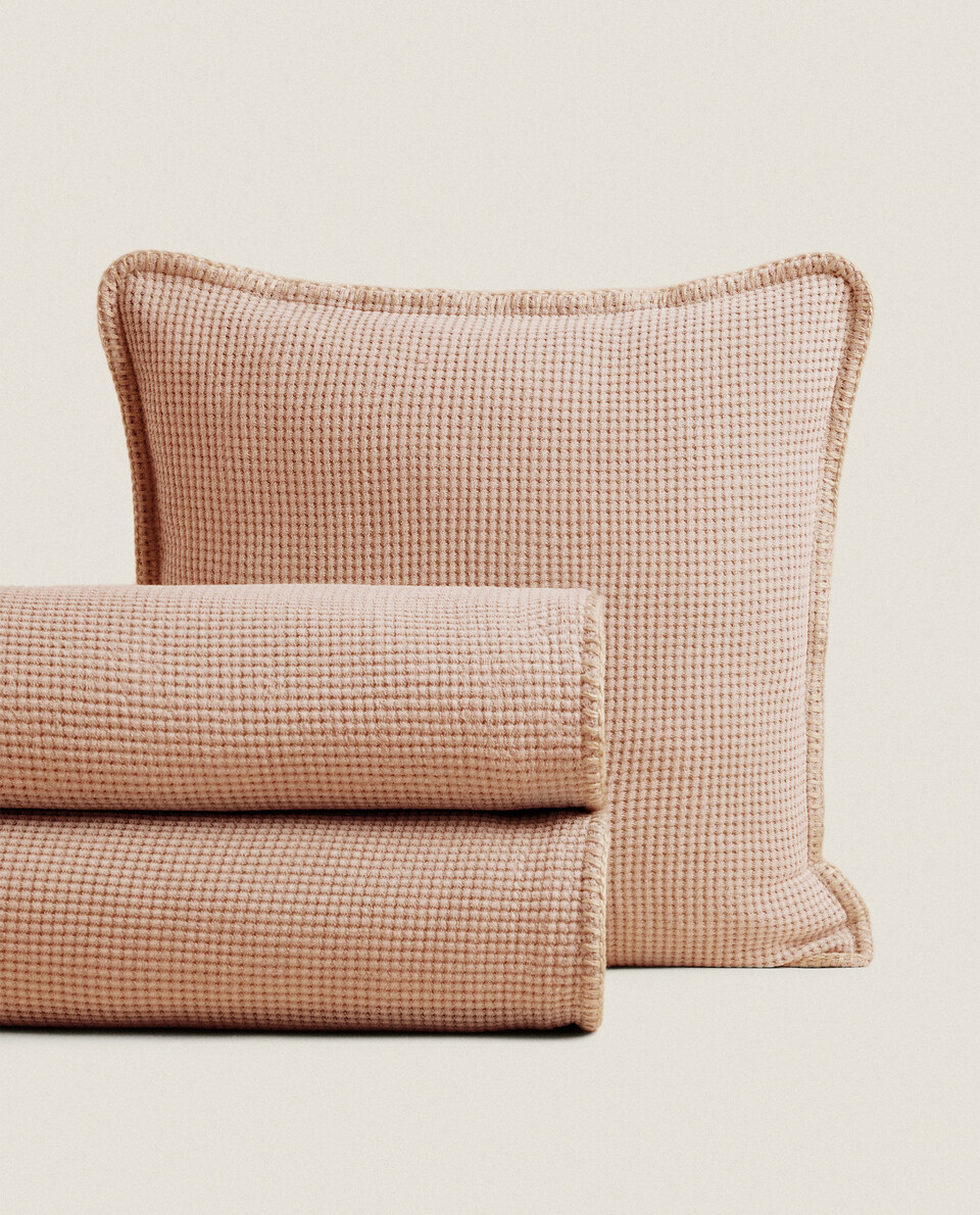 Colchas para sofás online zara home