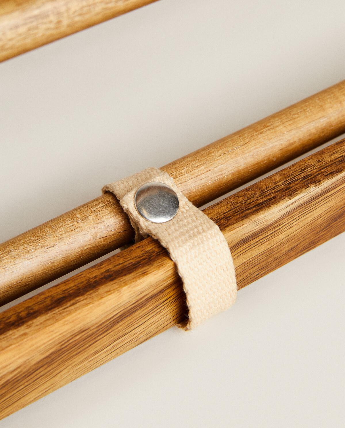 Zarahome-tendedero de madera y Metal extraíble plegable, toallero  deslizante con rodillo - AliExpress