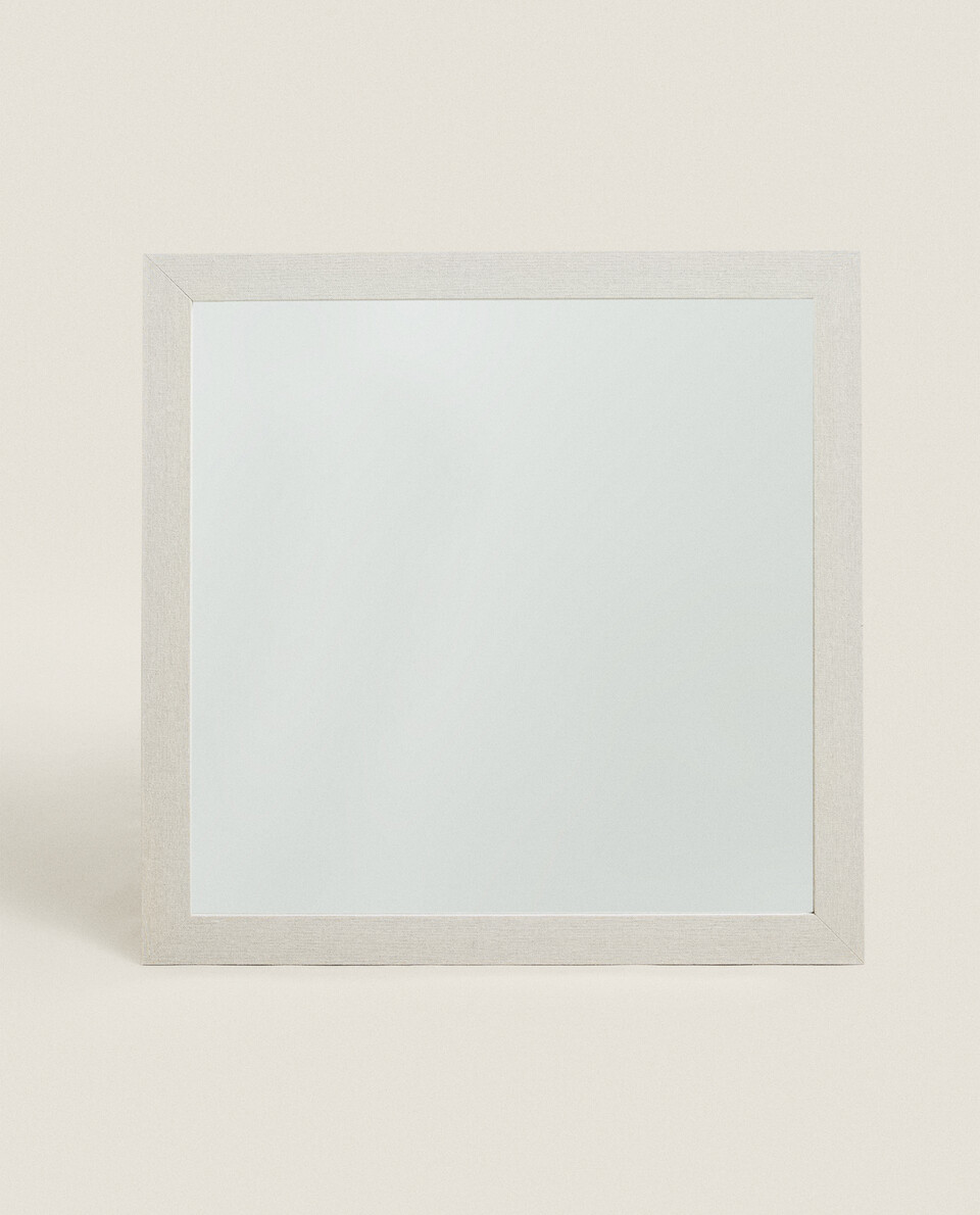 SQUARE WALL MIRROR WITH LINEN FRAME
