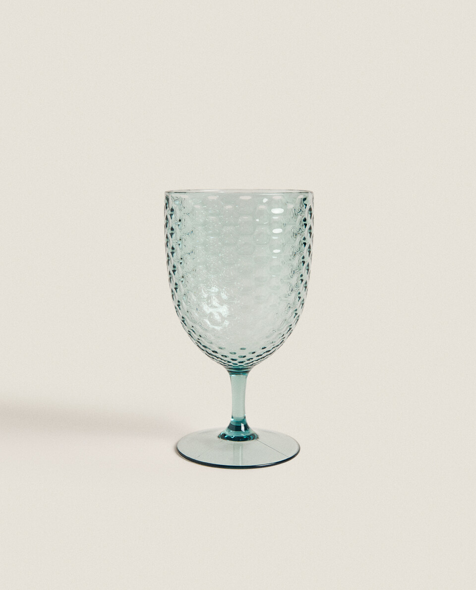 RAISED HONEYCOMB DESIGN GLASS