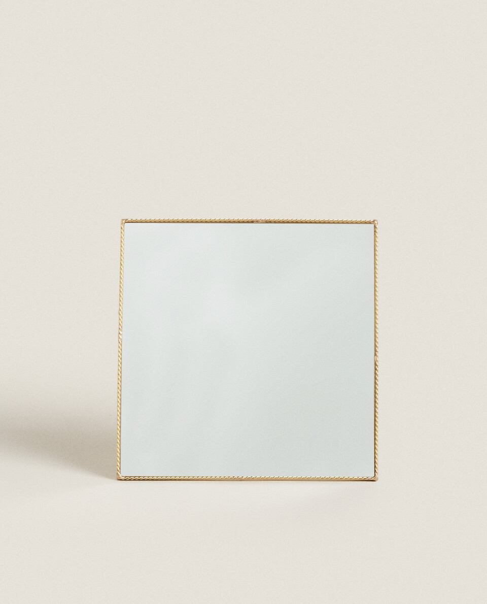 GOLD MIRROR WITH STAND