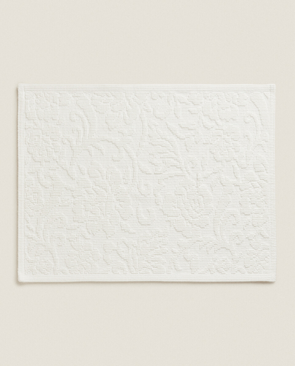 FLORAL JACQUARD BATH MAT